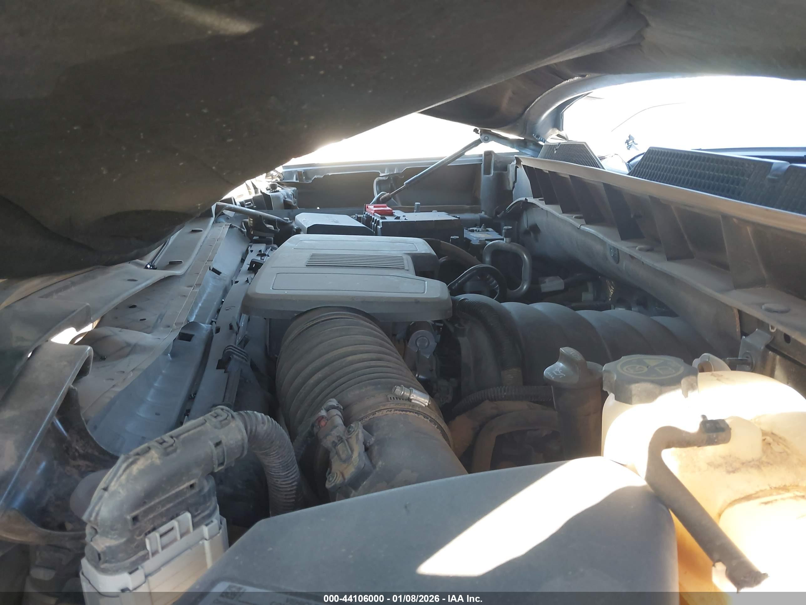 CHEVROLET SILVERADO image 10