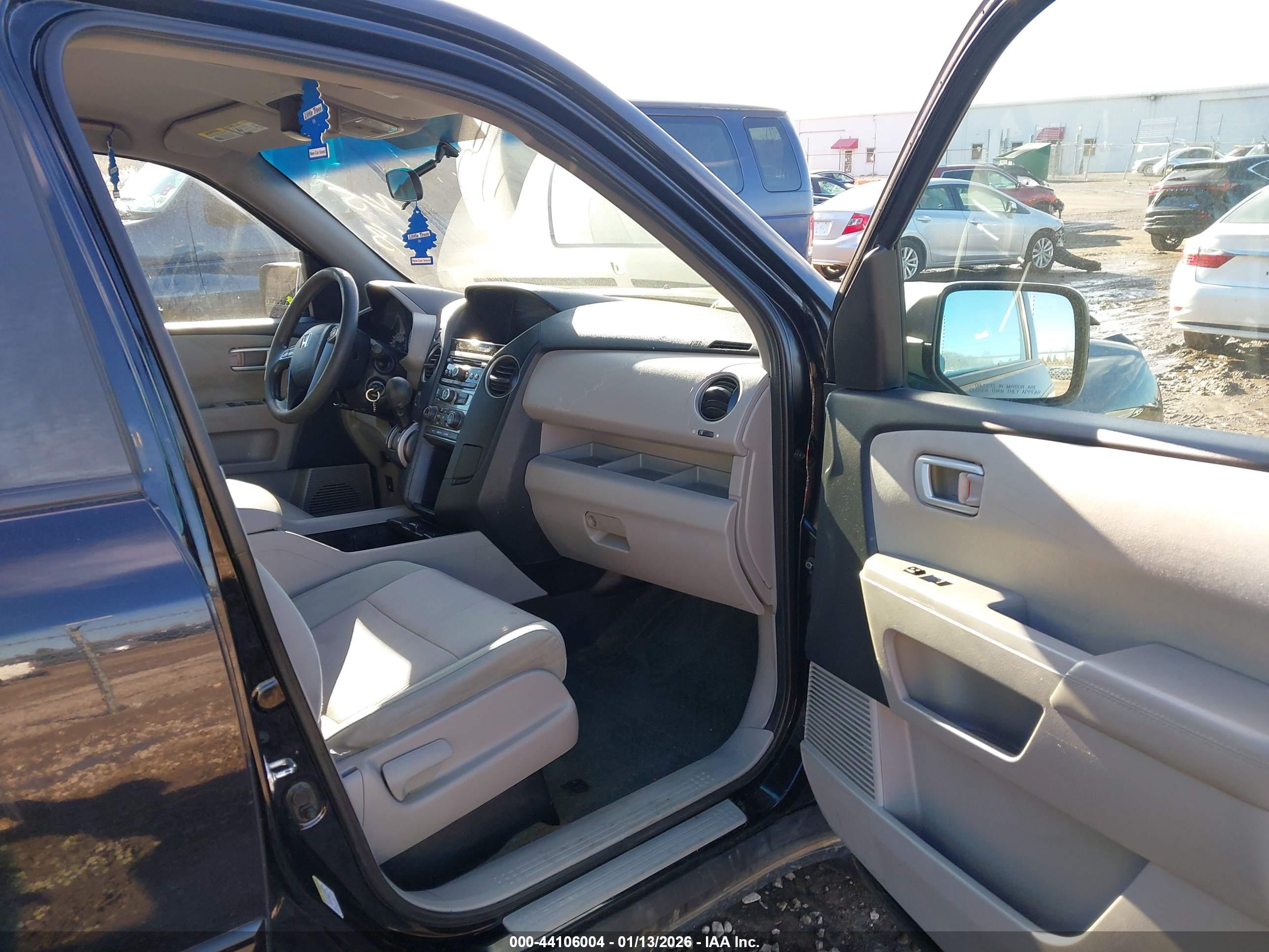 HONDA PILOT image 5