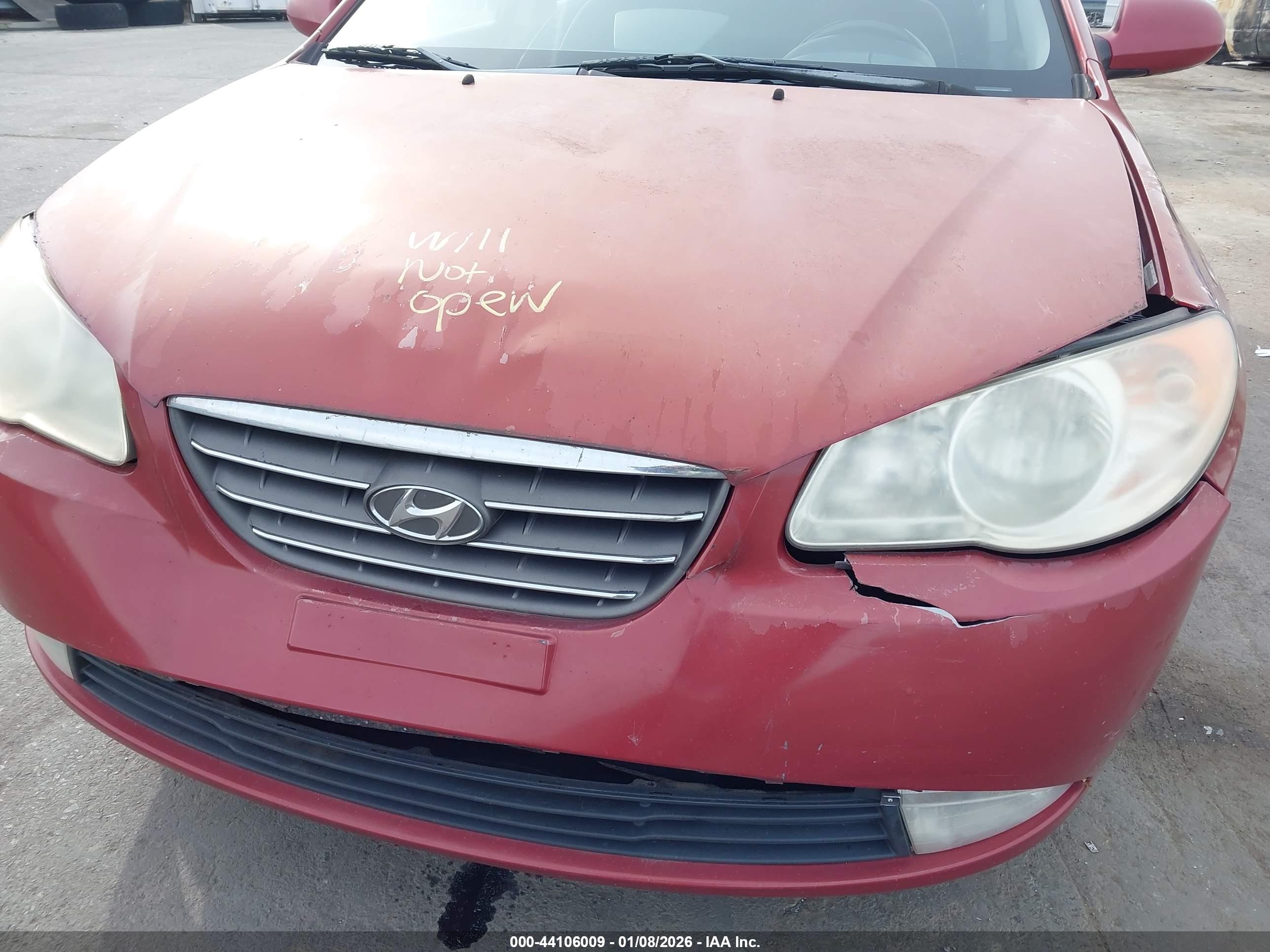 HYUNDAI ELANTRA image 6