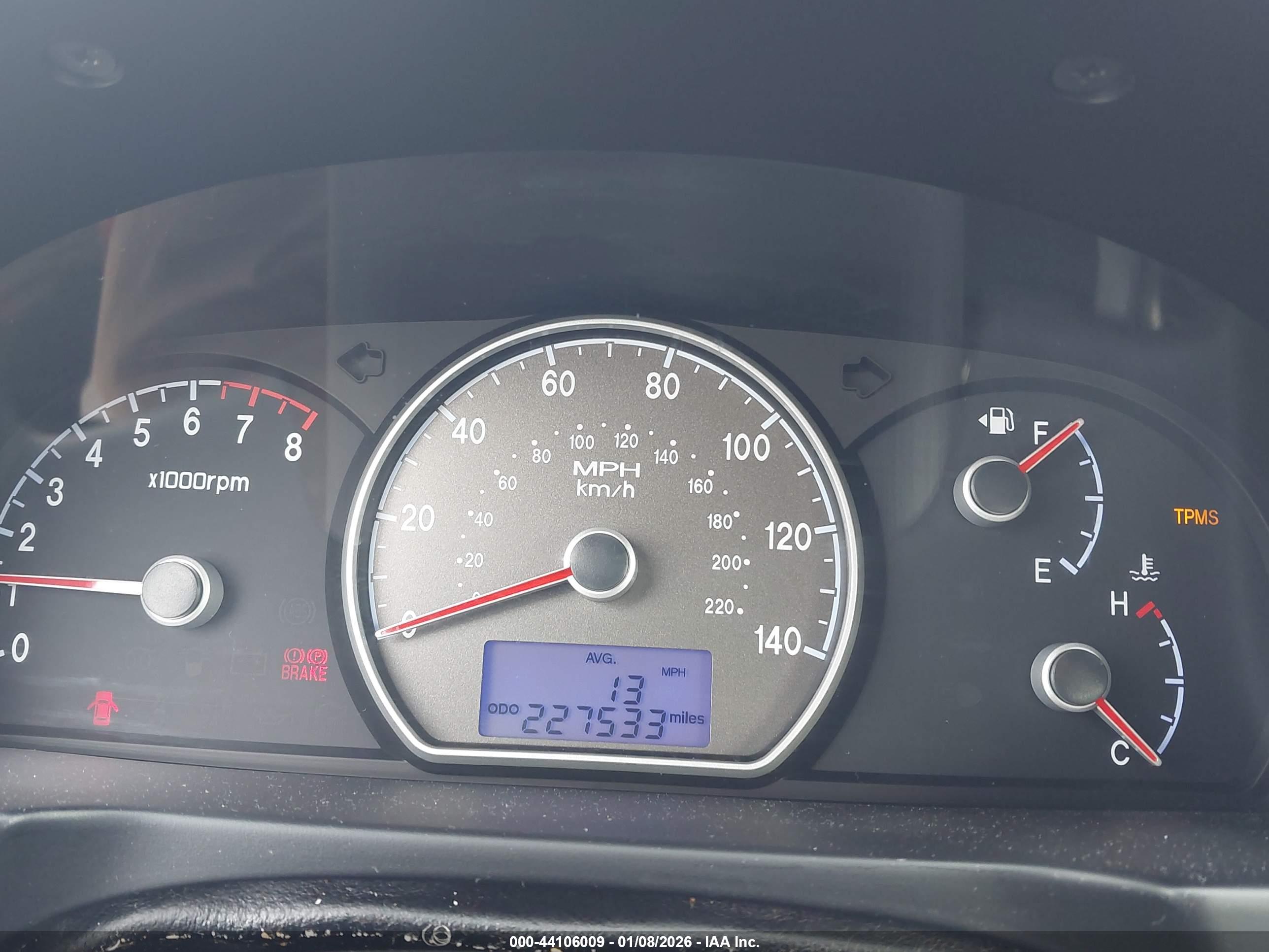 HYUNDAI ELANTRA image 7