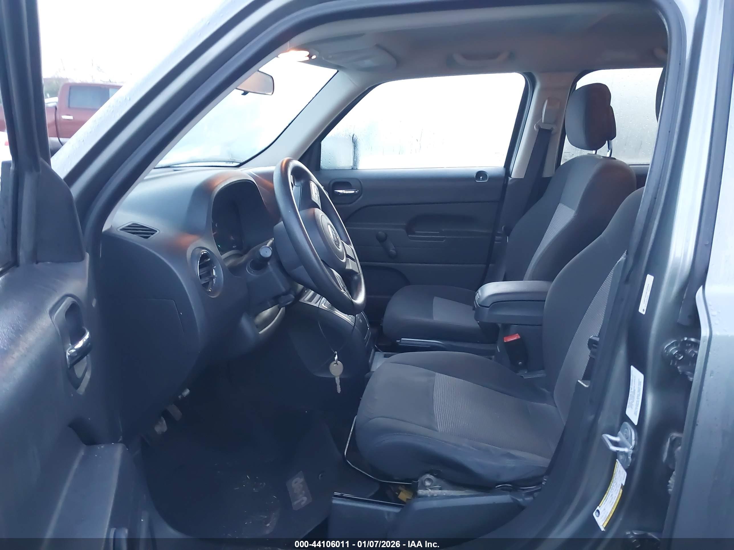 JEEP PATRIOT image 5