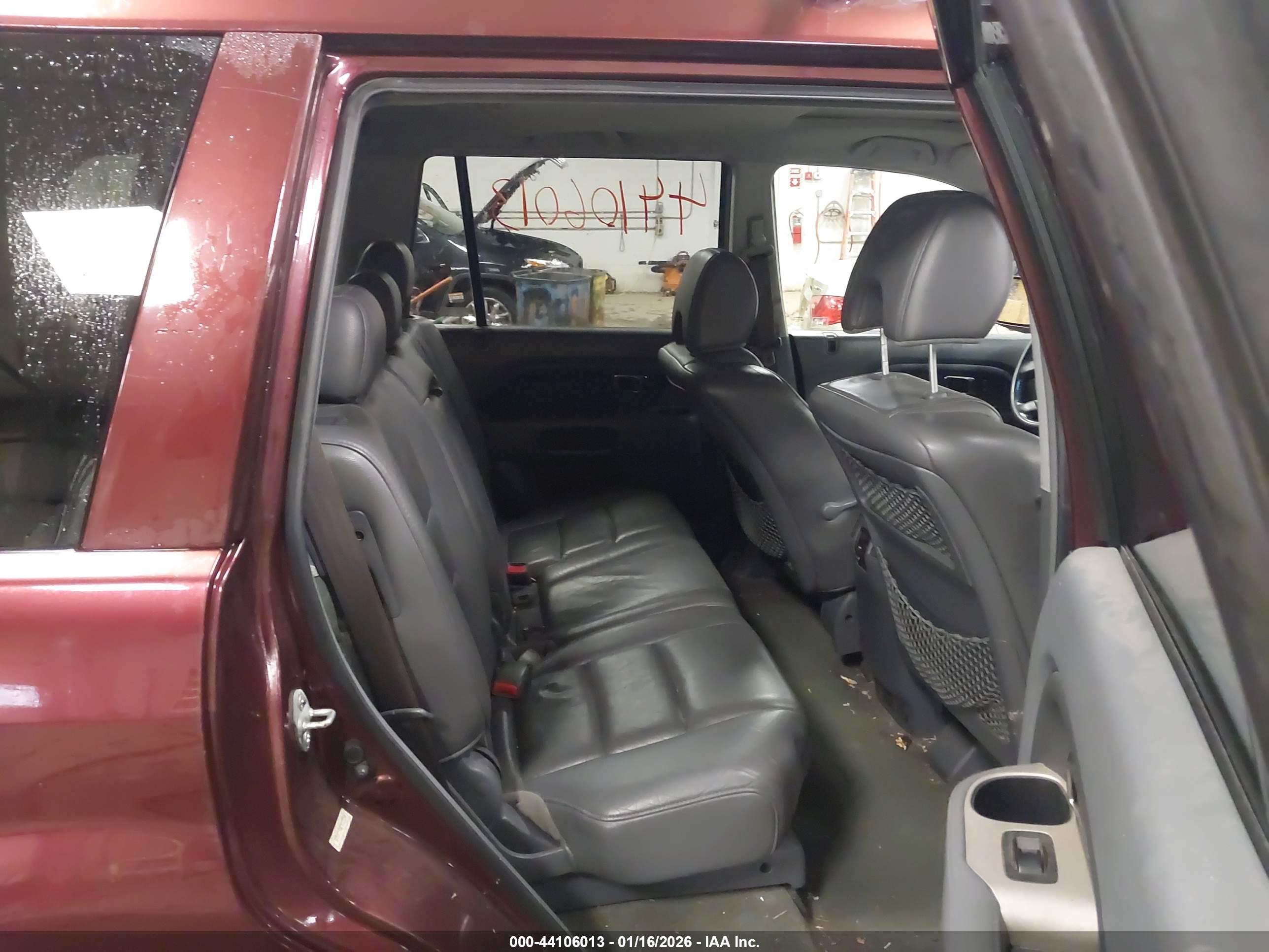 HONDA PILOT image 8