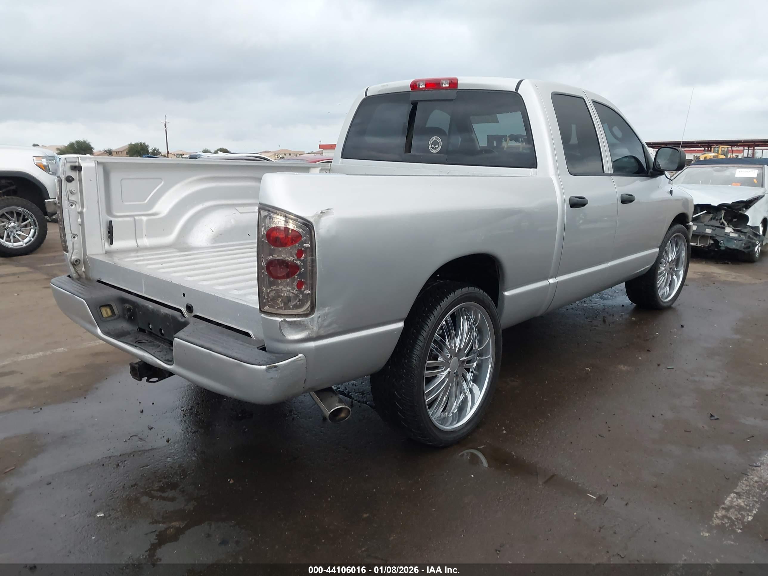 DODGE RAM image 4
