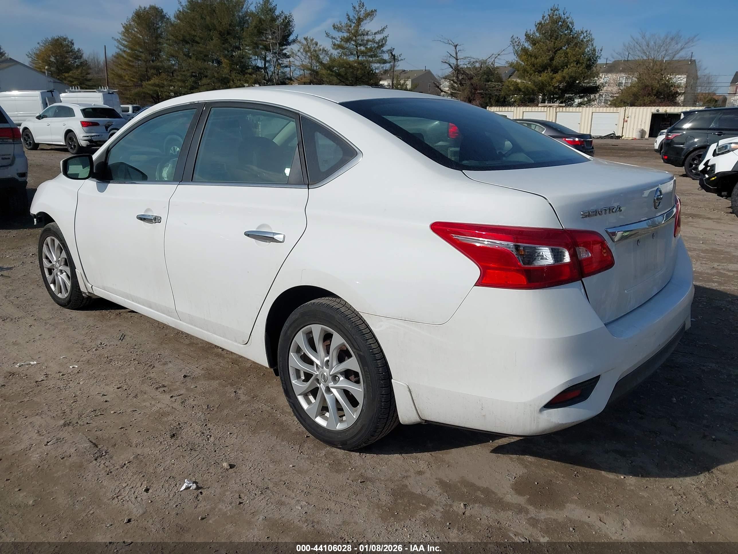 NISSAN SENTRA image 3