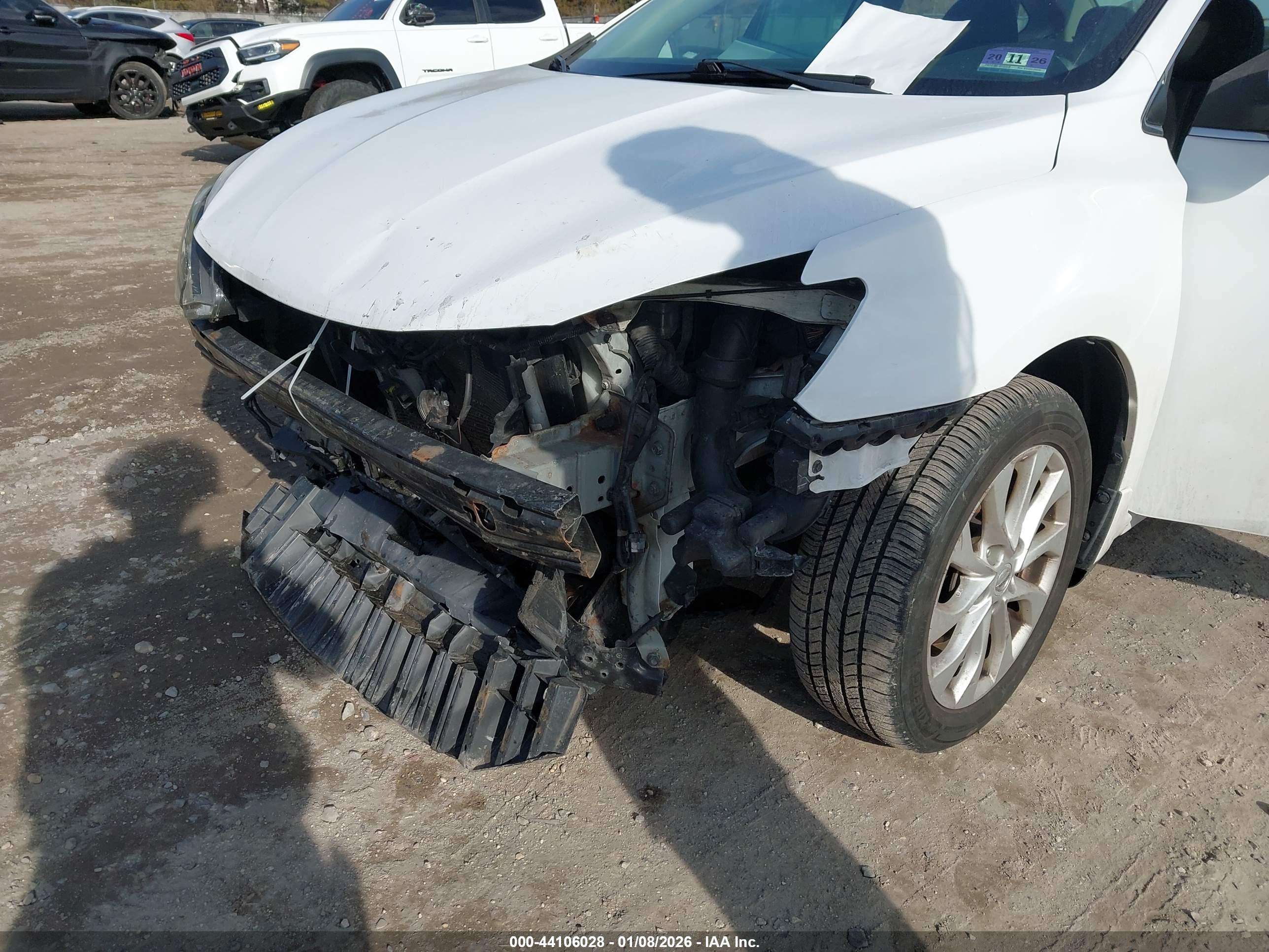 NISSAN SENTRA image 6