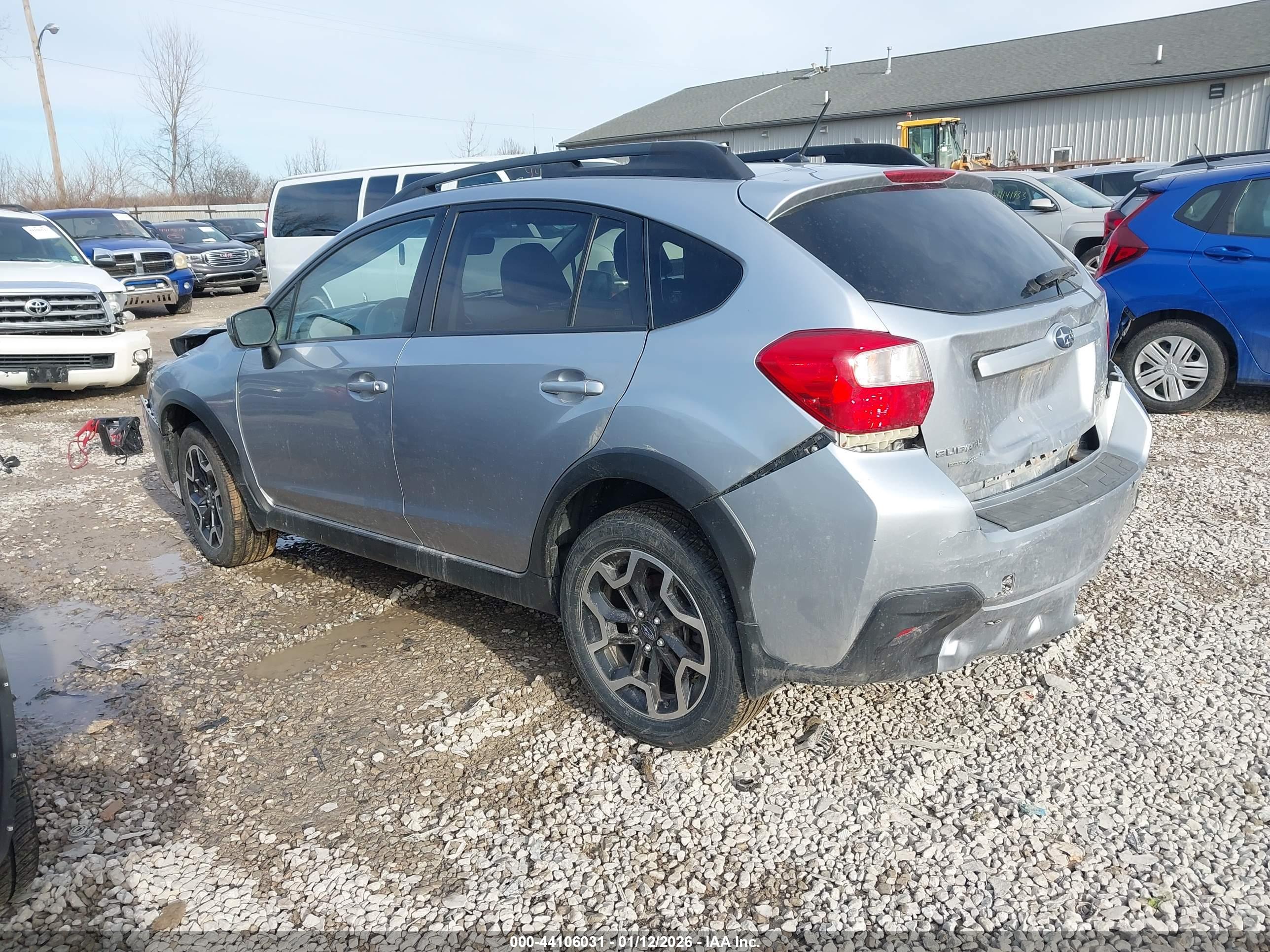 SUBARU CROSSTREK image 3