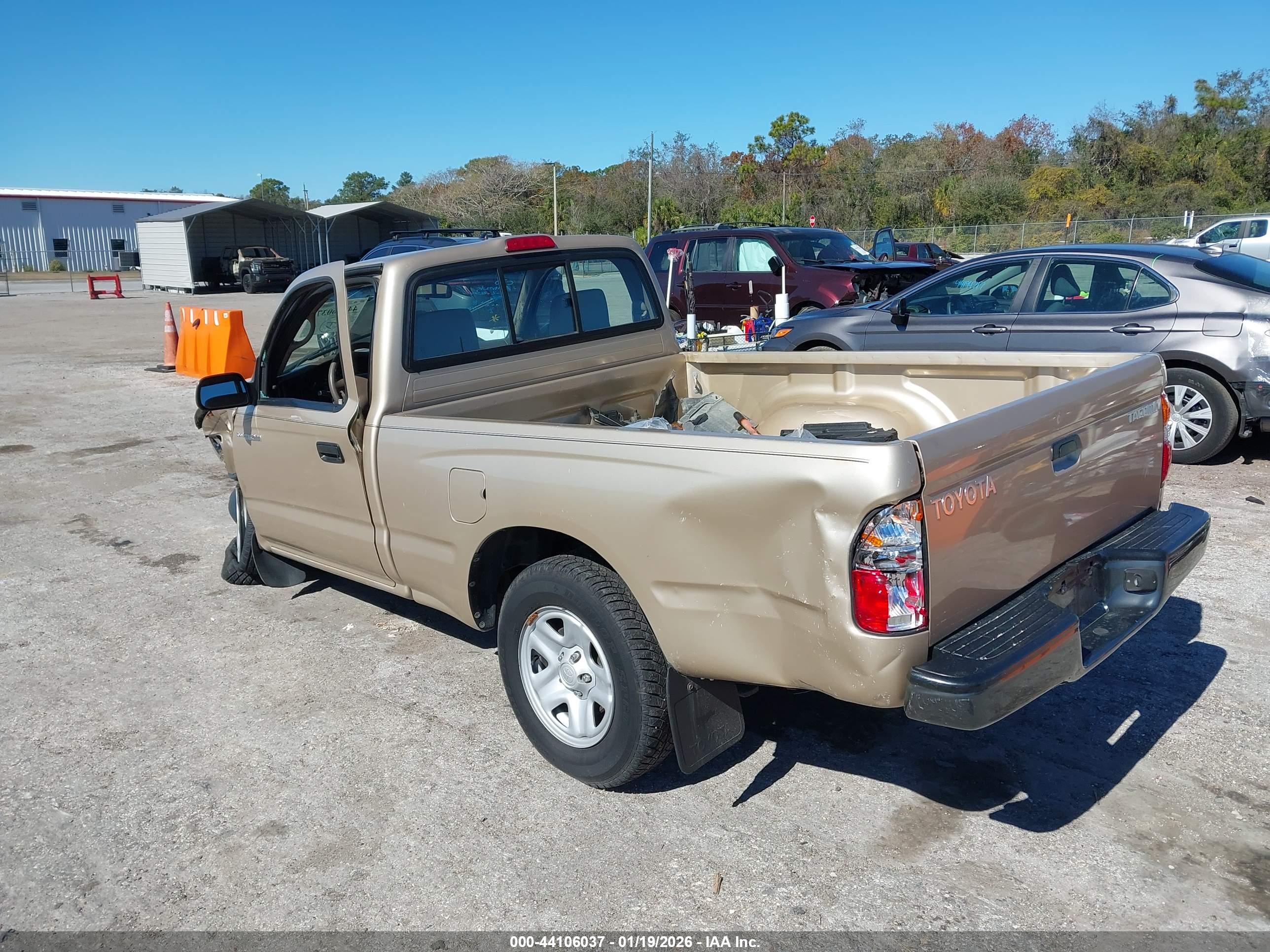 TOYOTA TACOMA image 3
