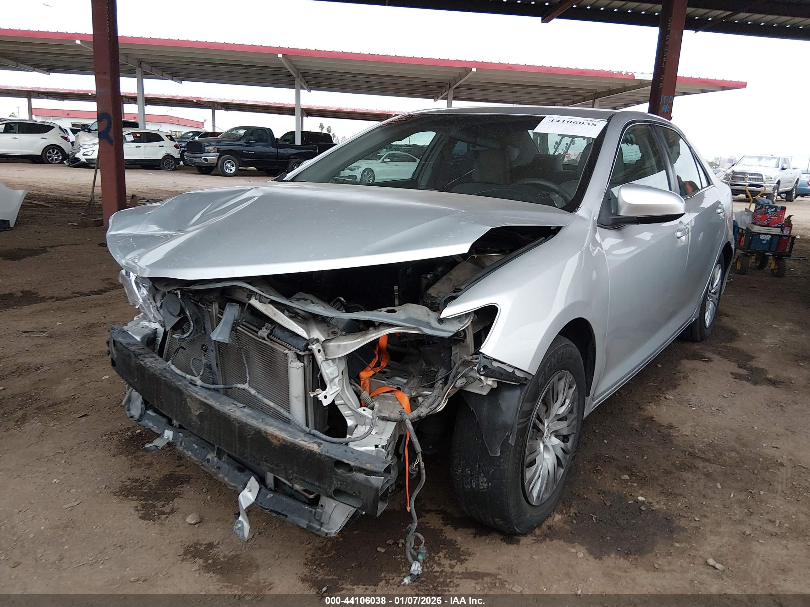 TOYOTA CAMRY image 6