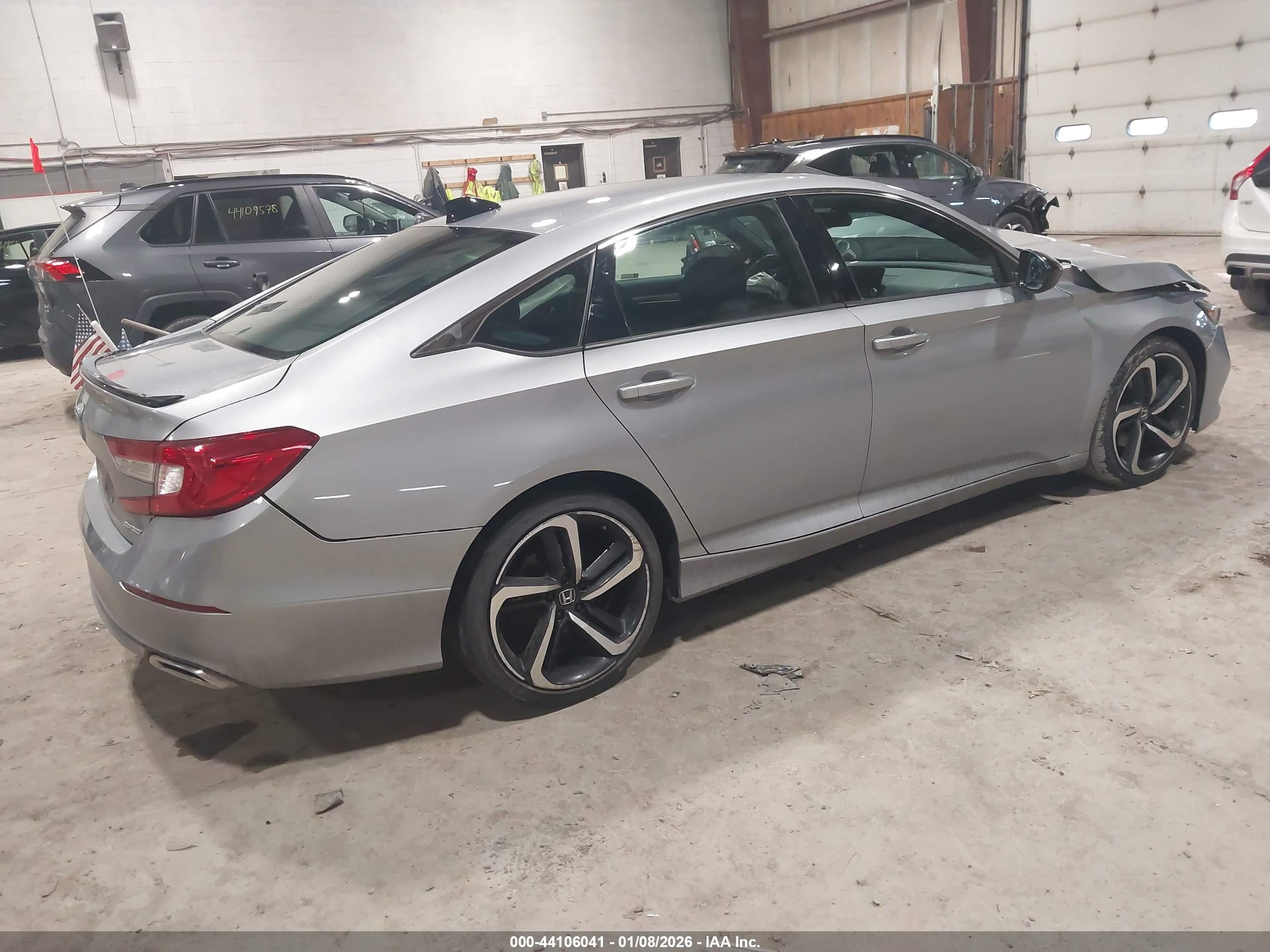 HONDA ACCORD image 4