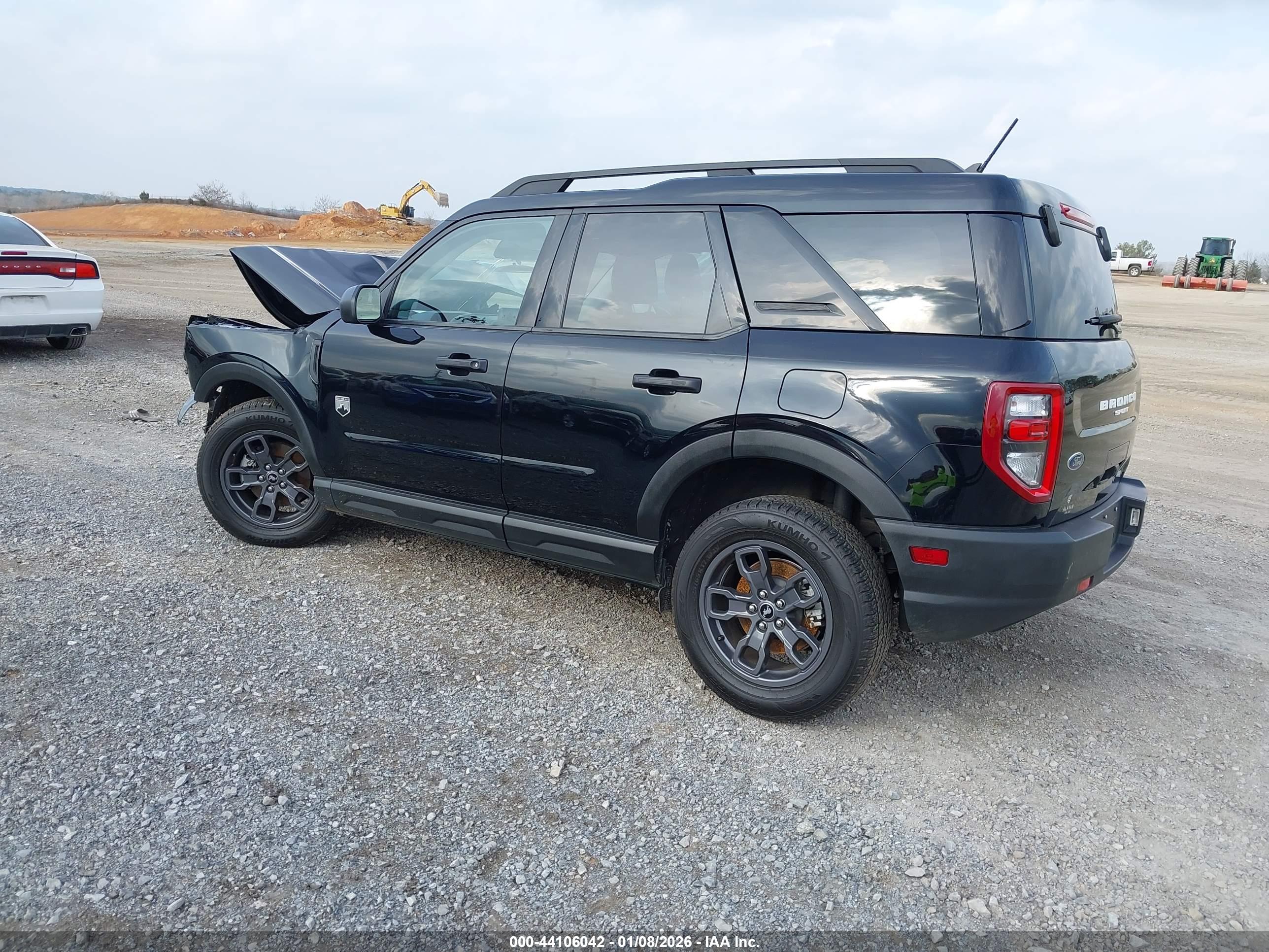 FORD BRONCO image 3