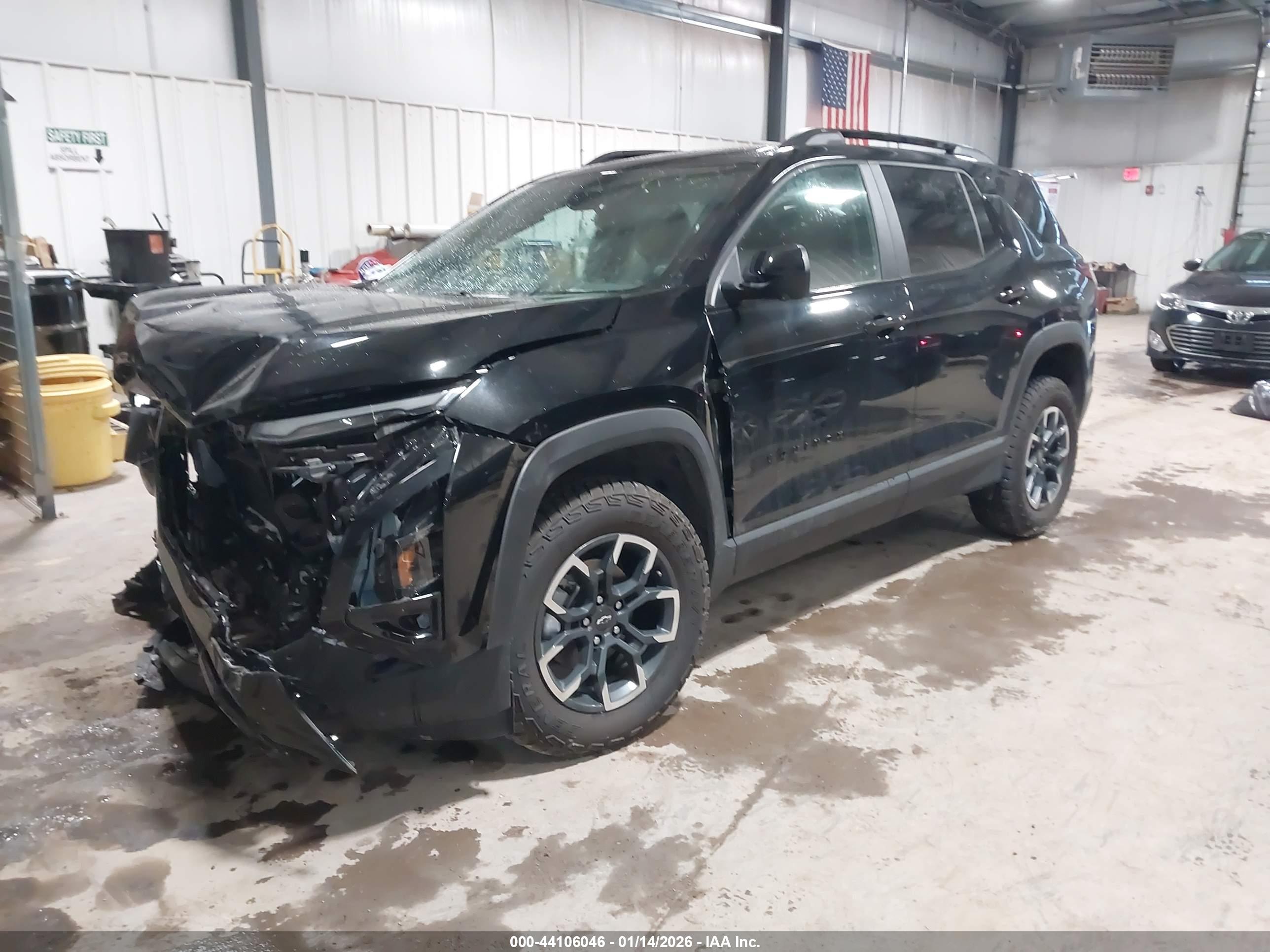 CHEVROLET EQUINOX image 2