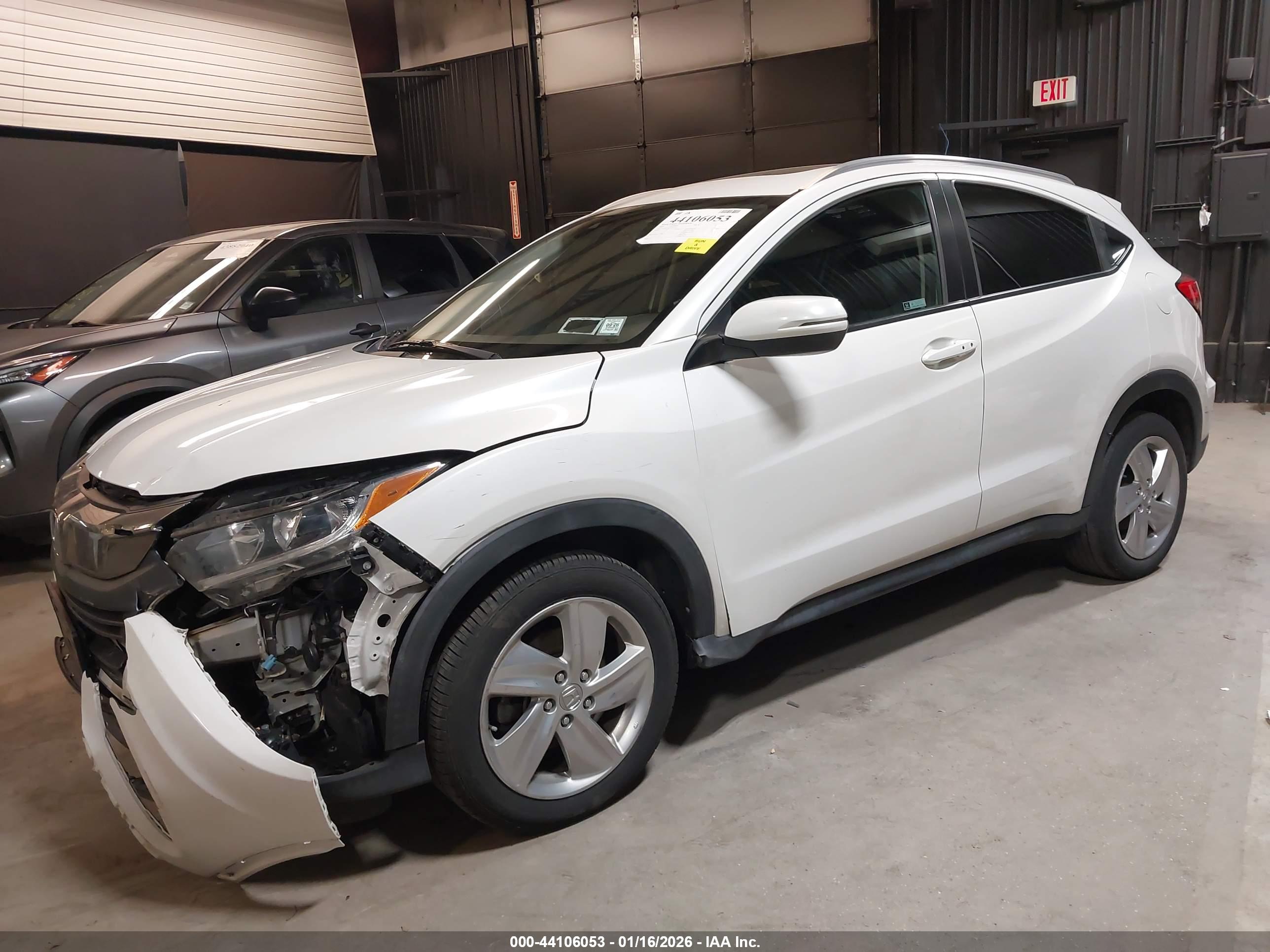 HONDA HR-V image 2