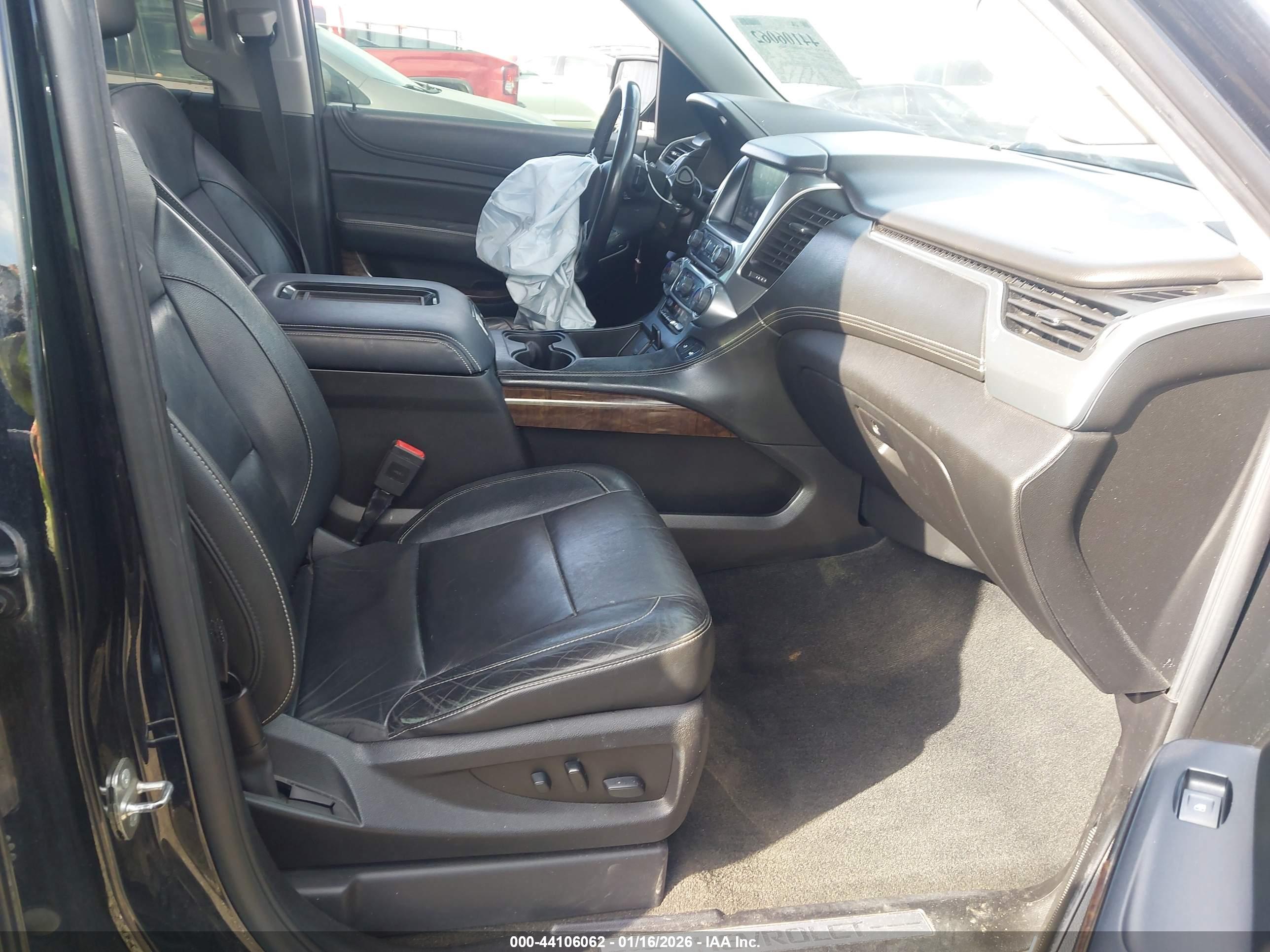 CHEVROLET TAHOE image 5