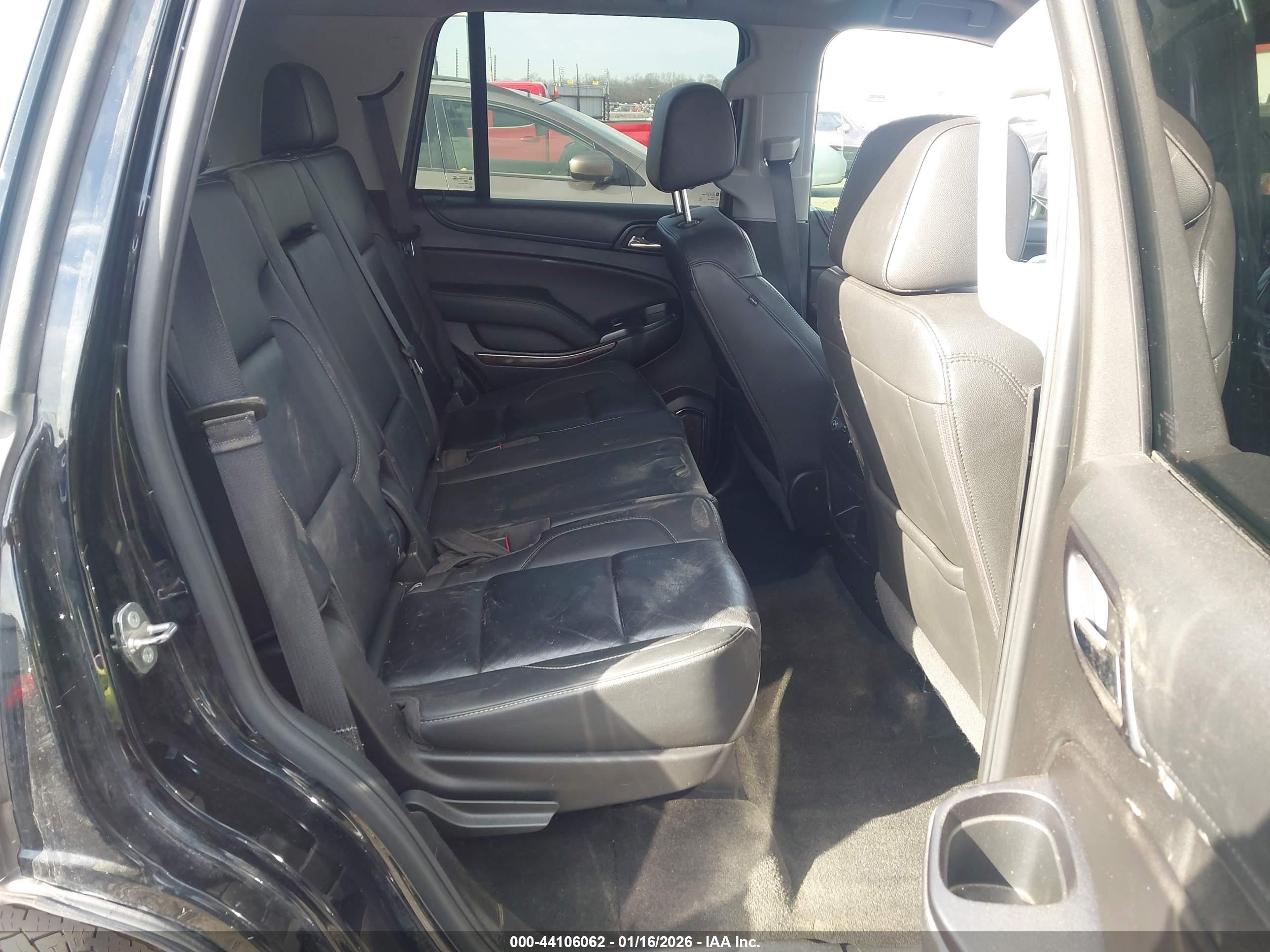 CHEVROLET TAHOE image 8