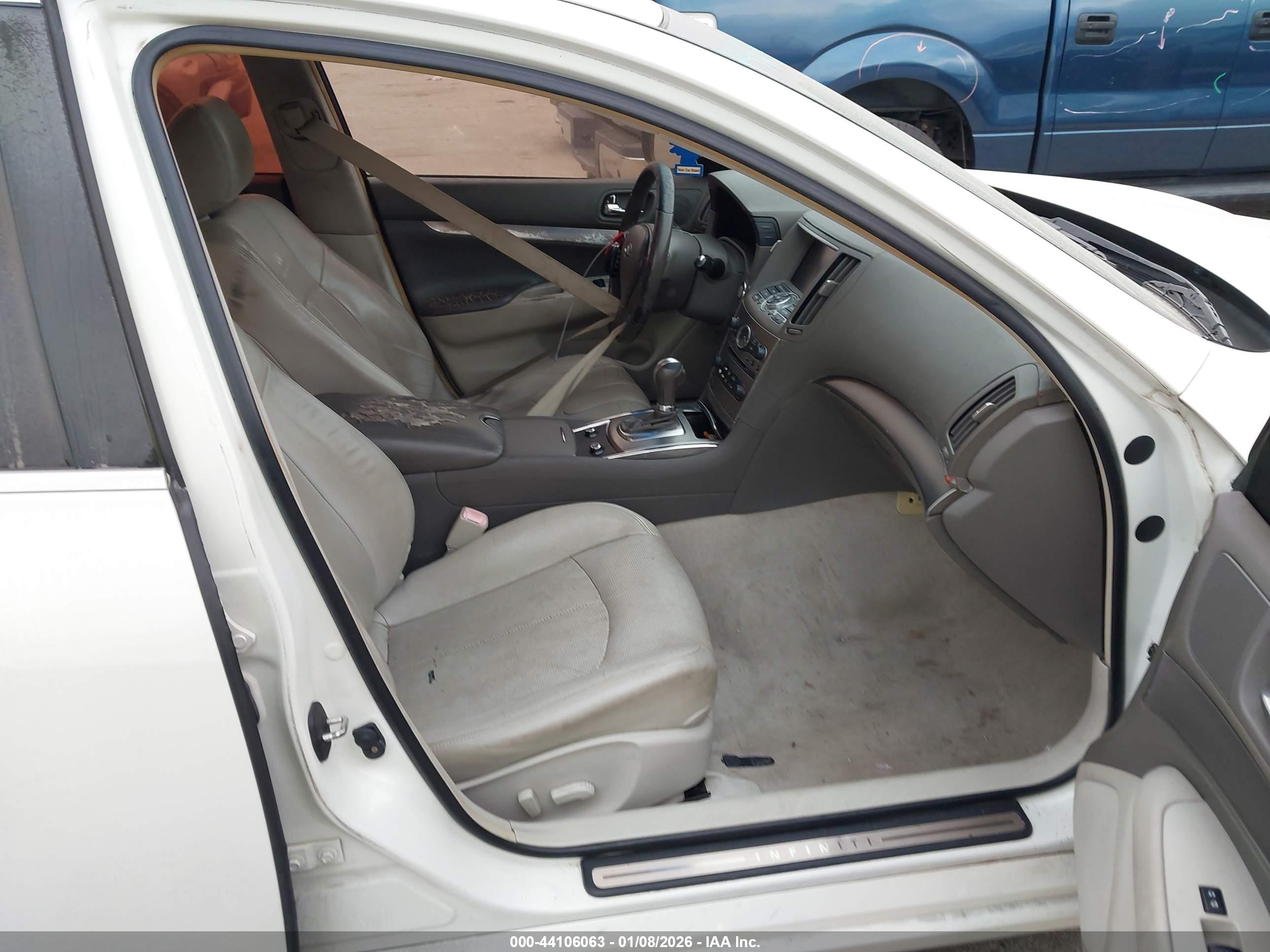 INFINITI G25 image 5