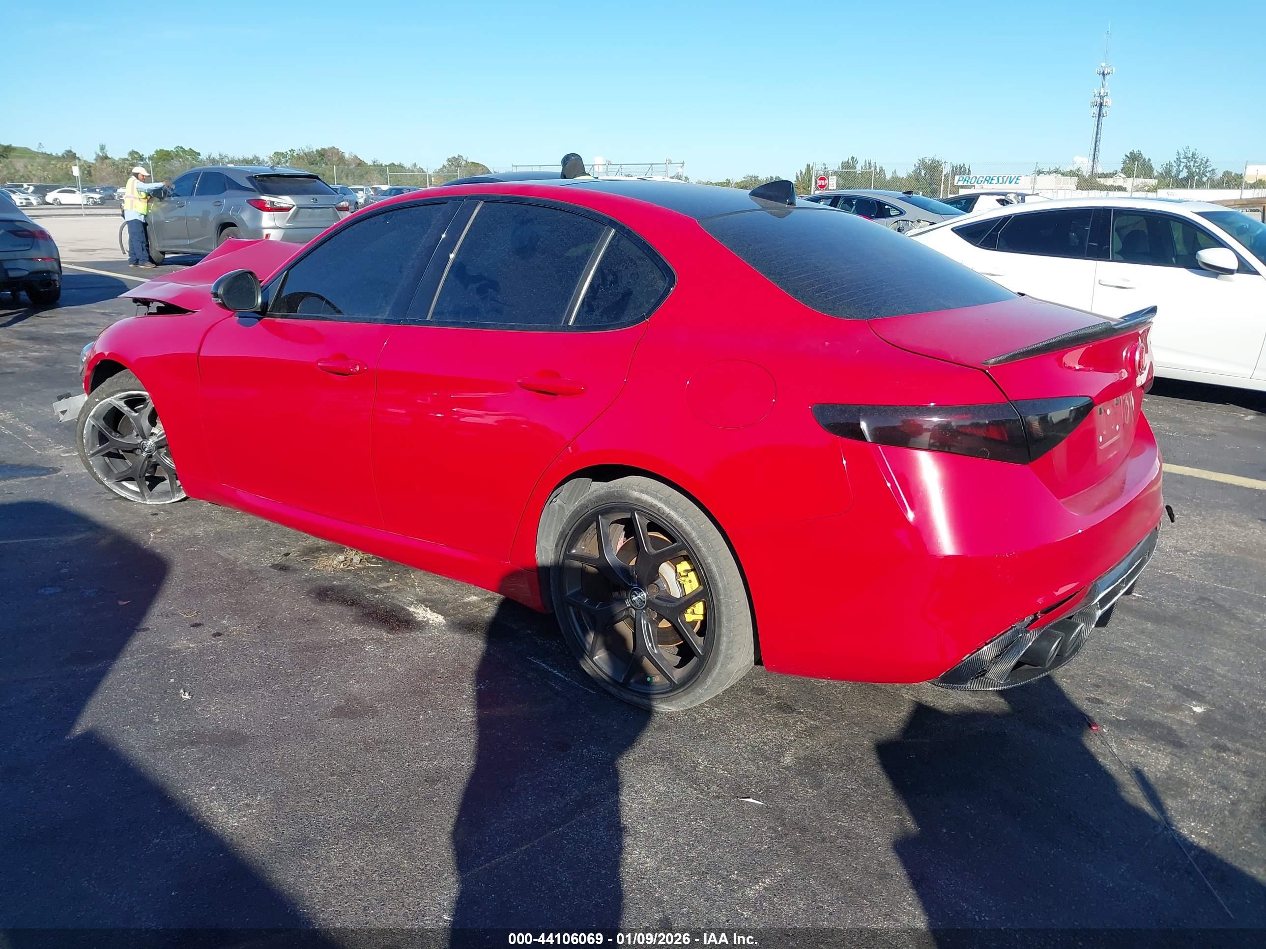 ALFA ROMEO image 3