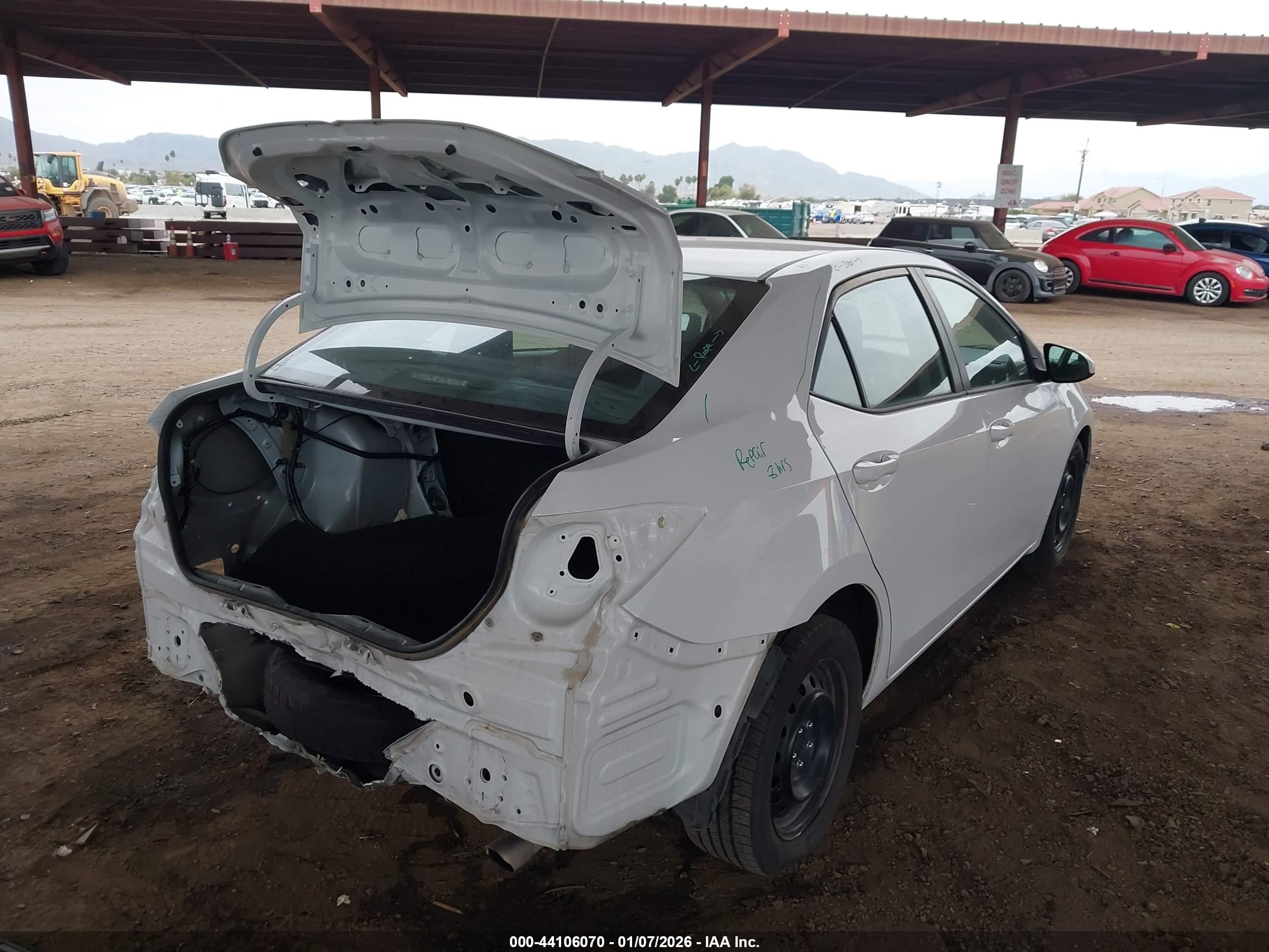 TOYOTA COROLLA image 4