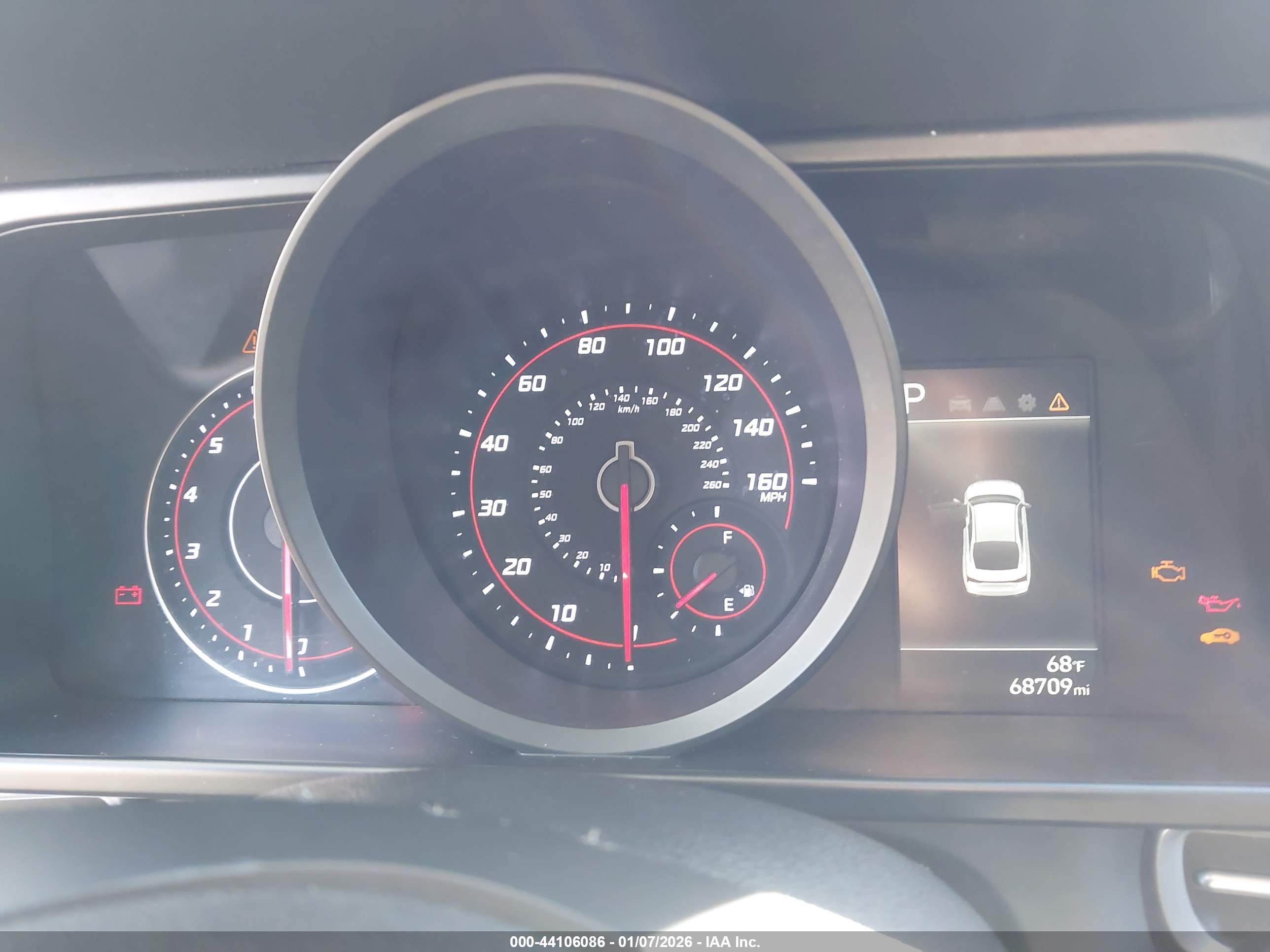HYUNDAI ELANTRA image 7