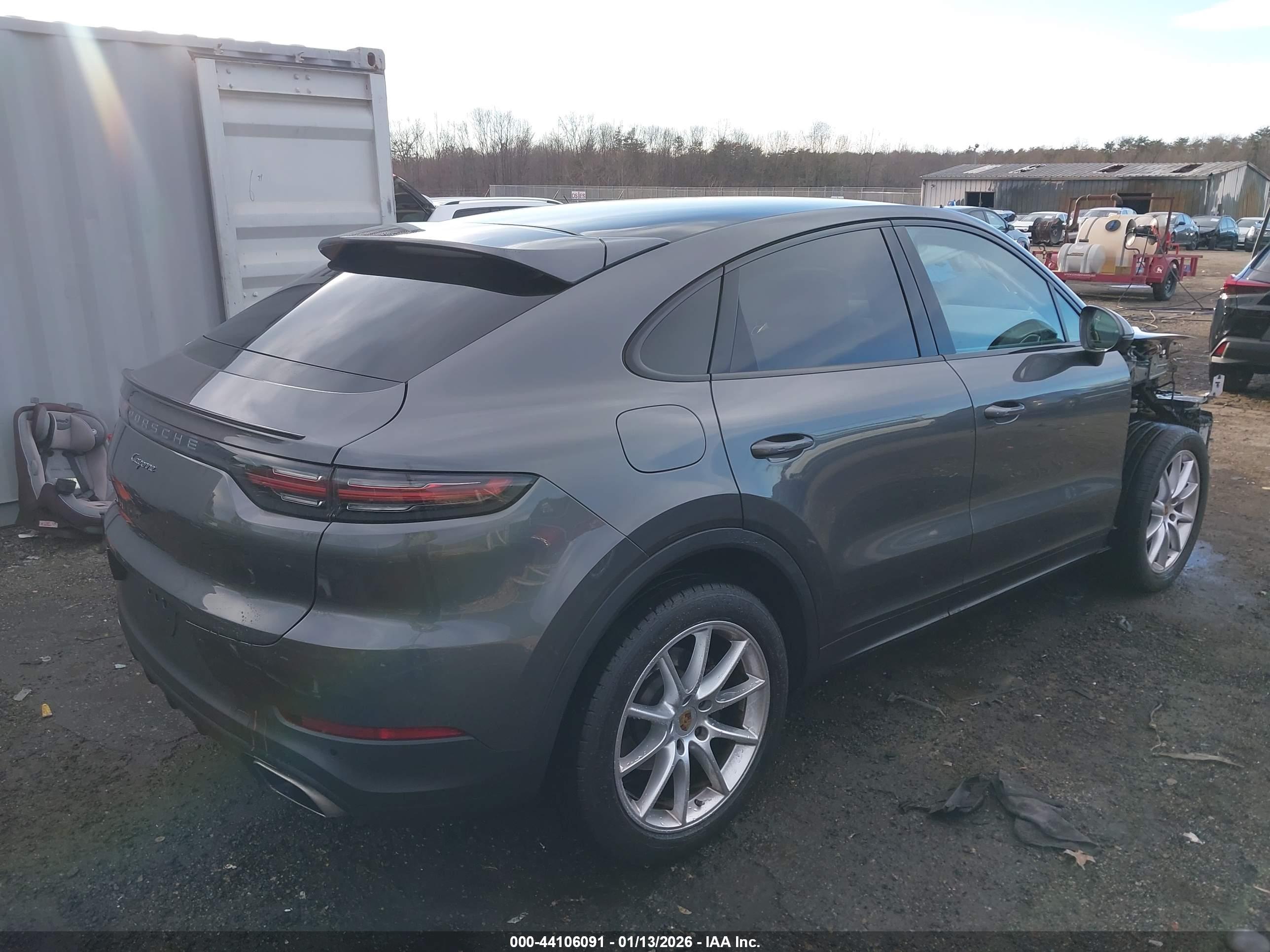 PORSCHE CAYENNE image 4