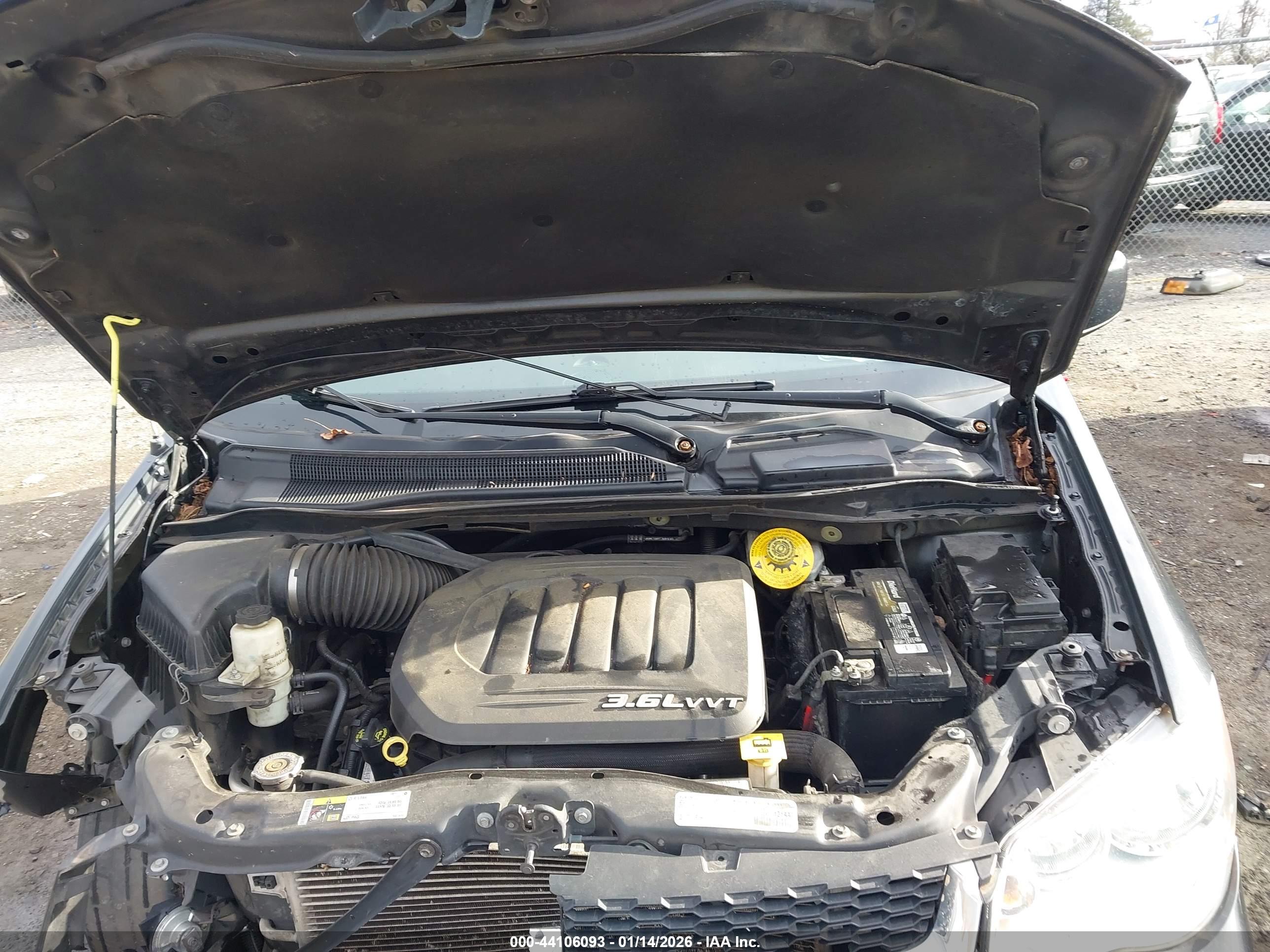 DODGE GRAND image 10