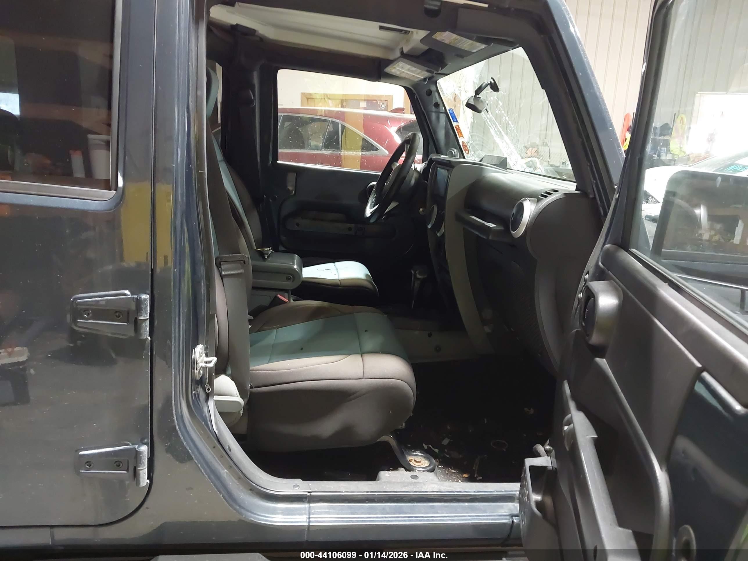 JEEP WRANGLER image 5