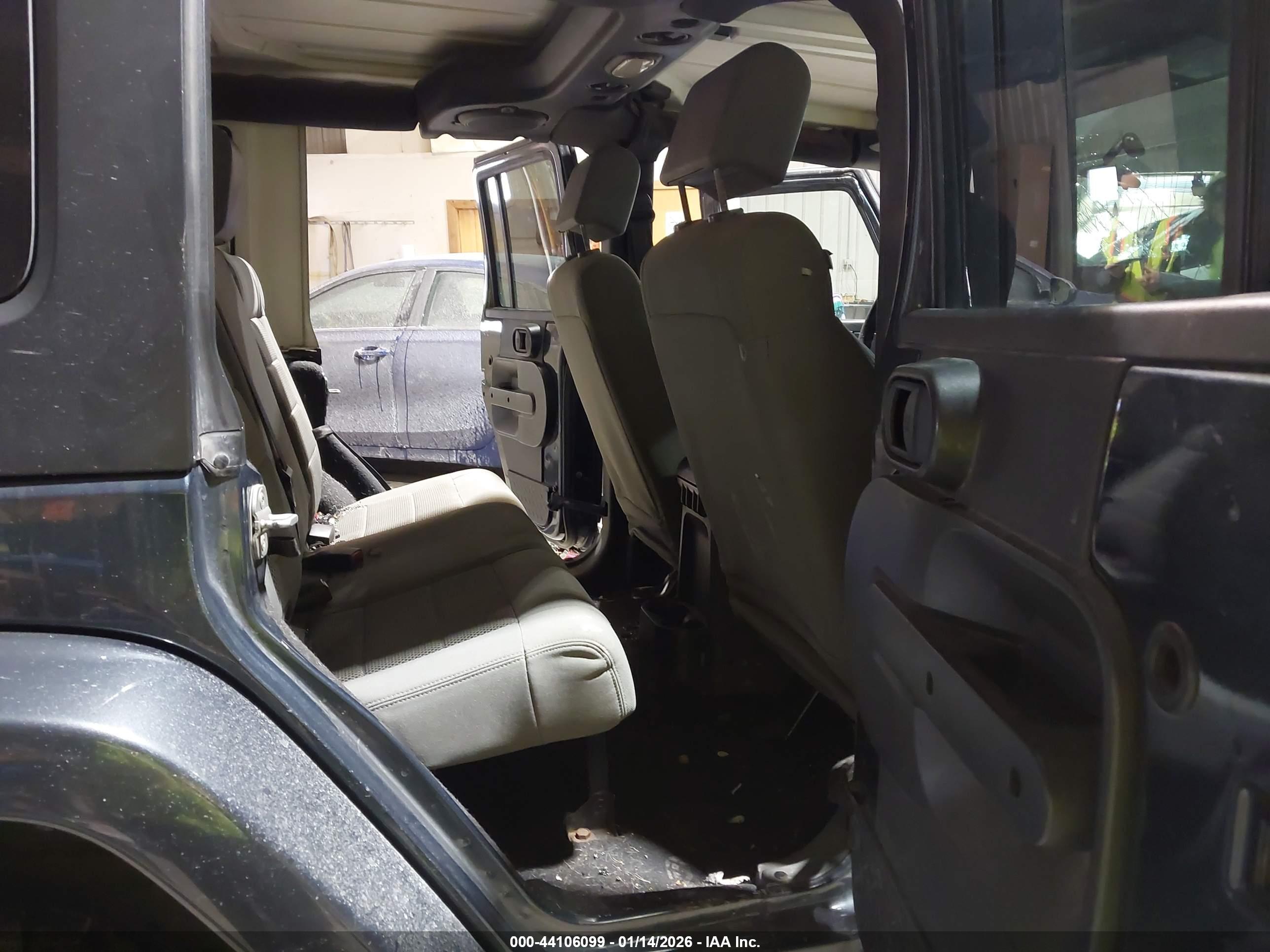 JEEP WRANGLER image 8