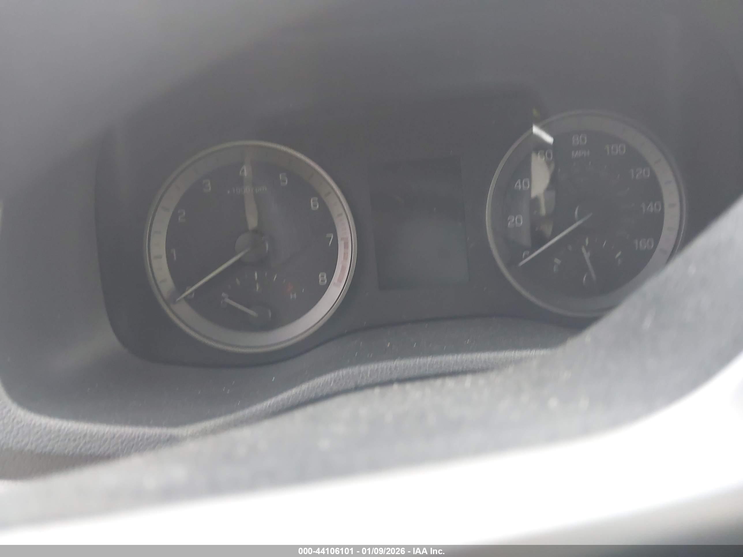 HYUNDAI TUCSON image 7