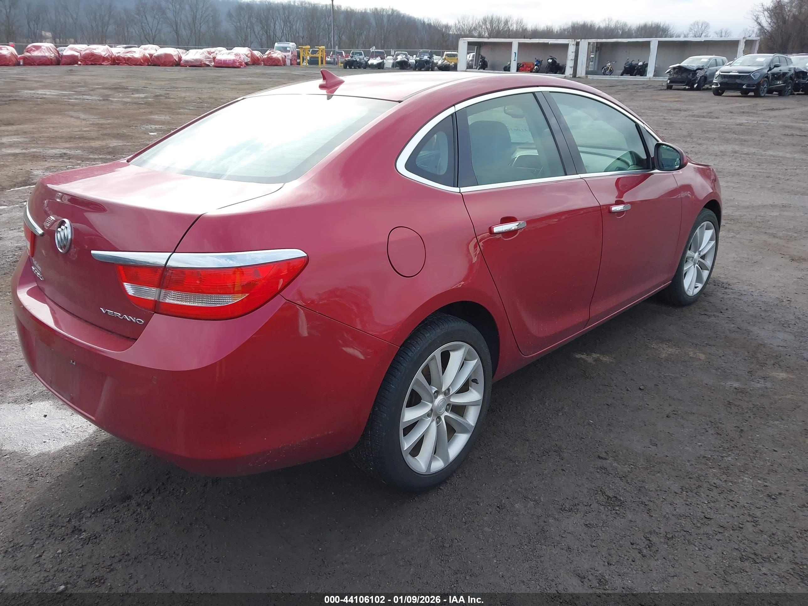BUICK VERANO image 4