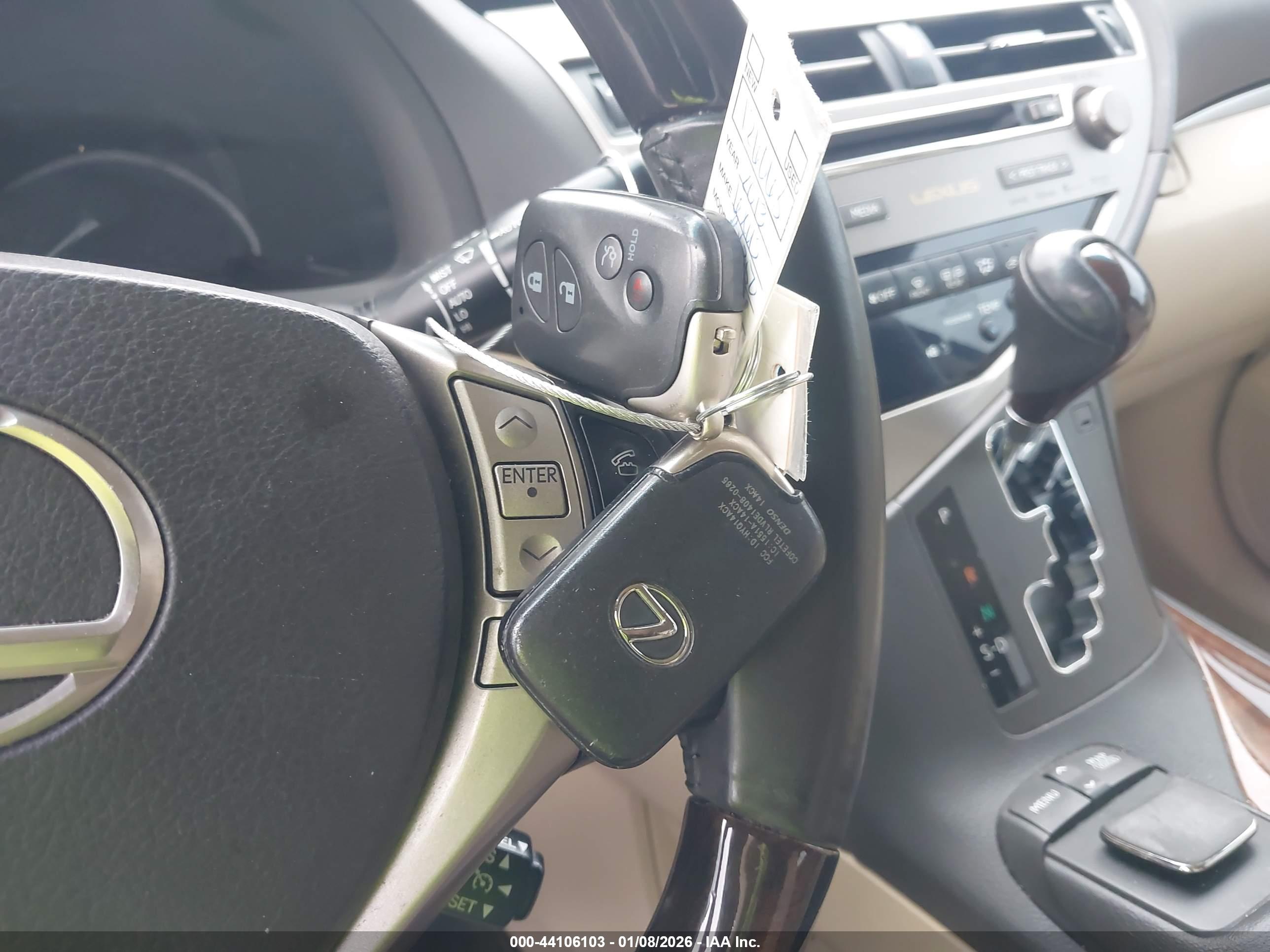 LEXUS RX image 11