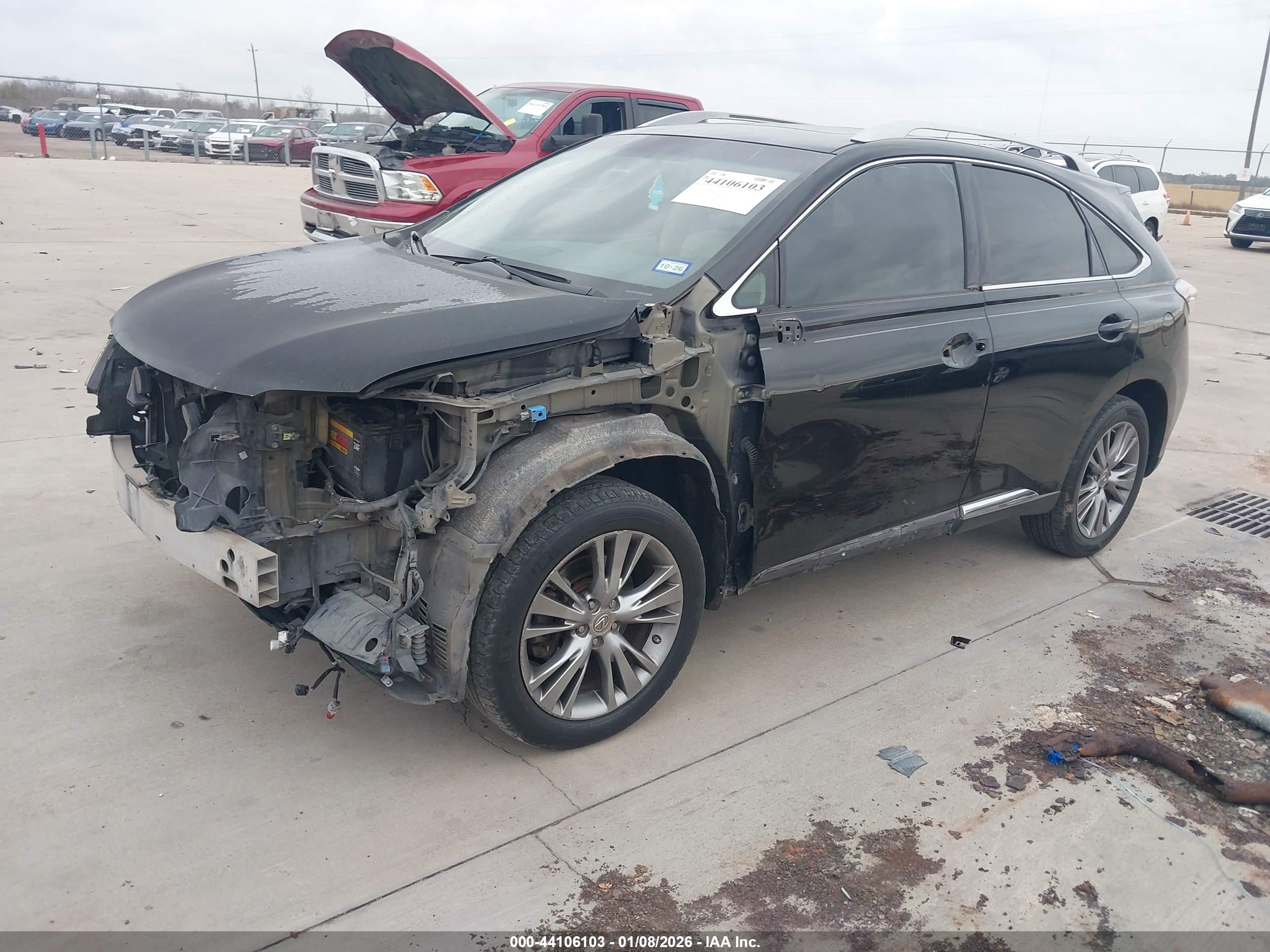LEXUS RX image 2