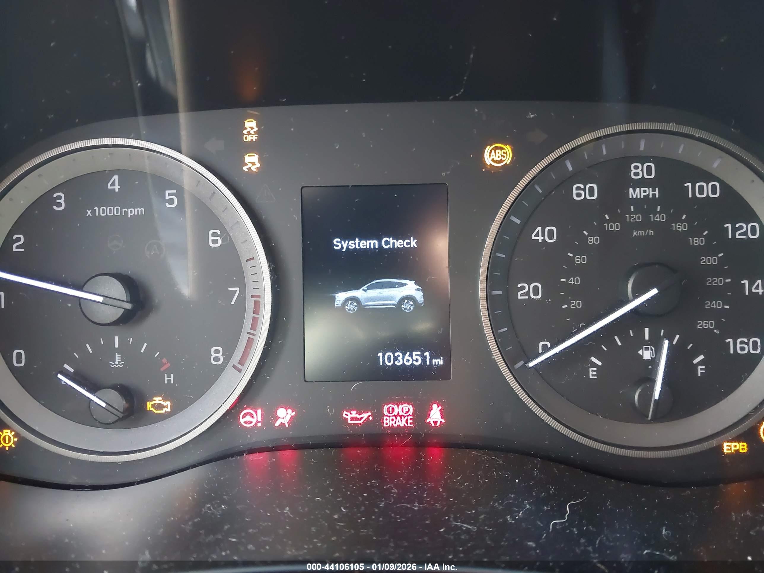 HYUNDAI TUCSON image 7