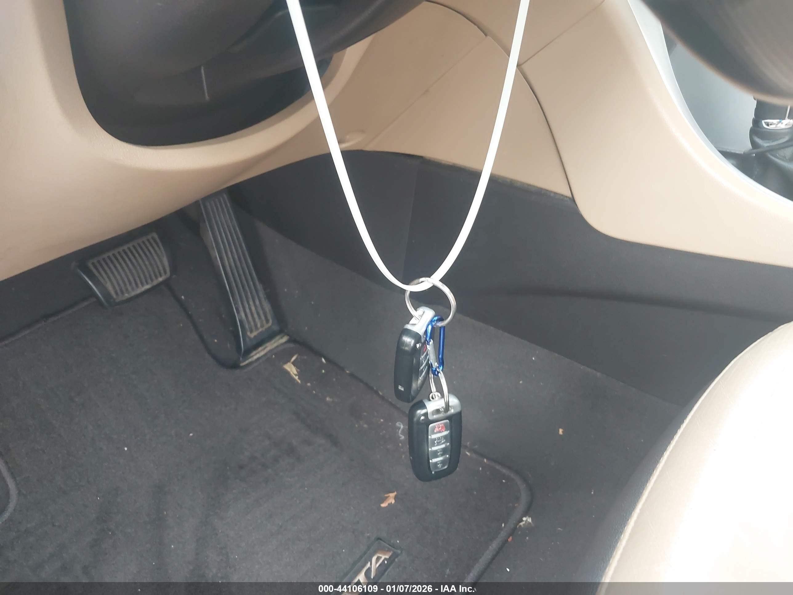 HYUNDAI SONATA image 11