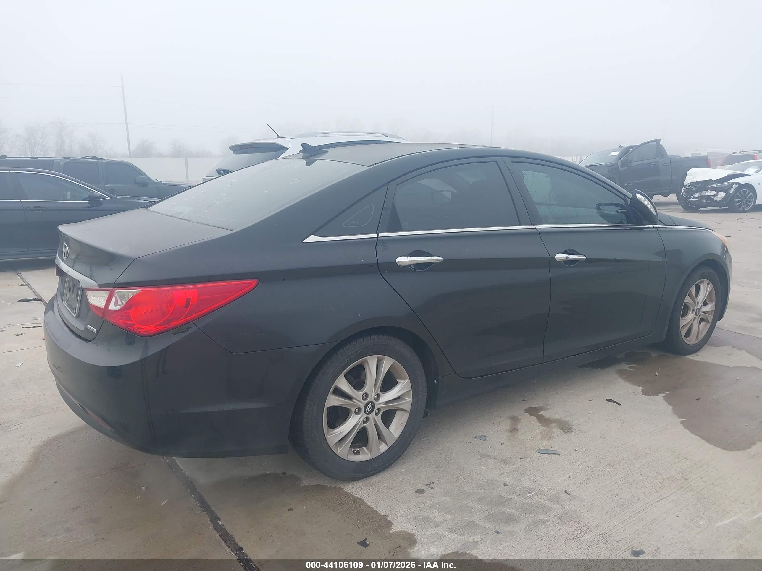 HYUNDAI SONATA image 4