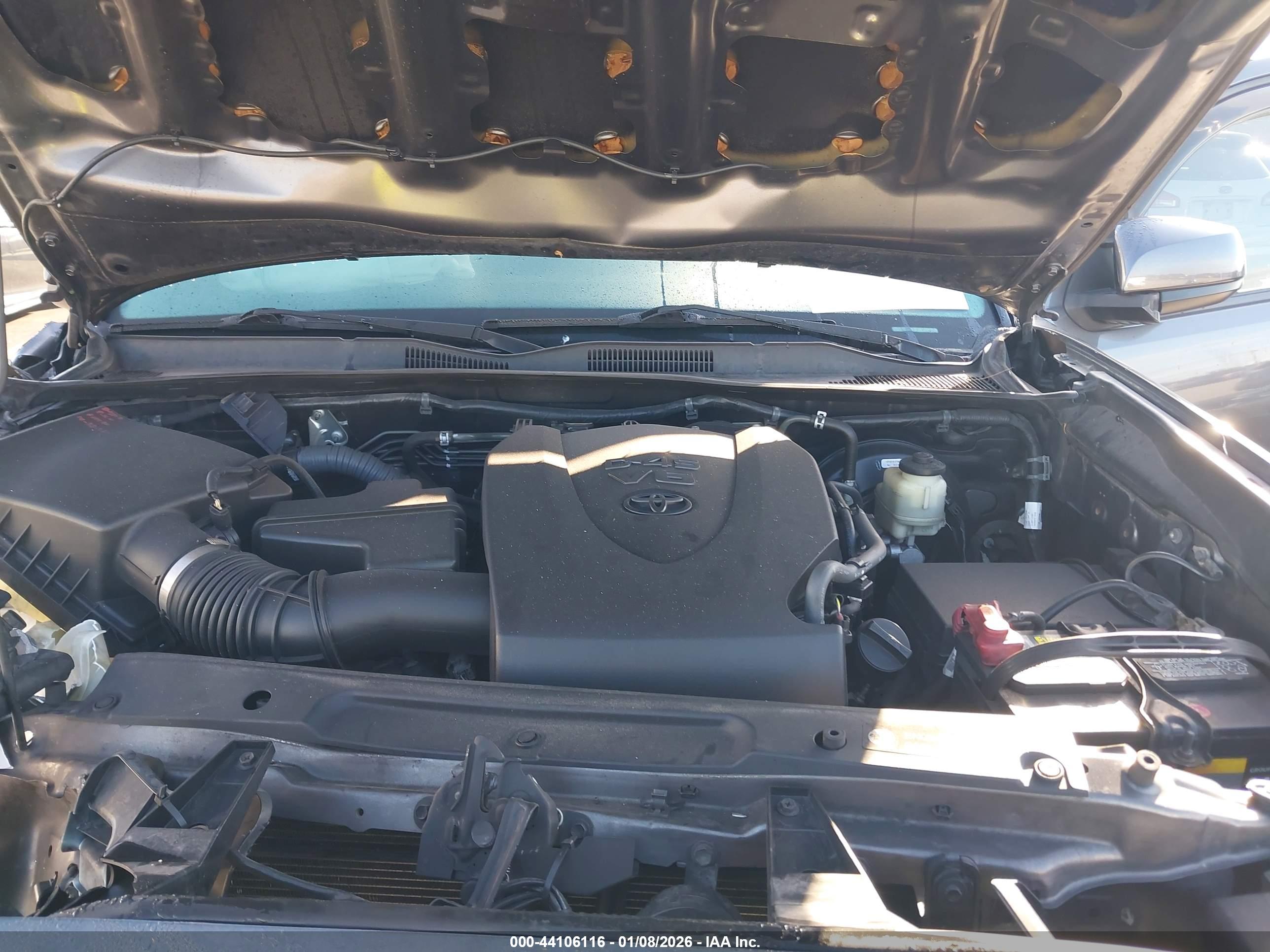 TOYOTA TACOMA image 10