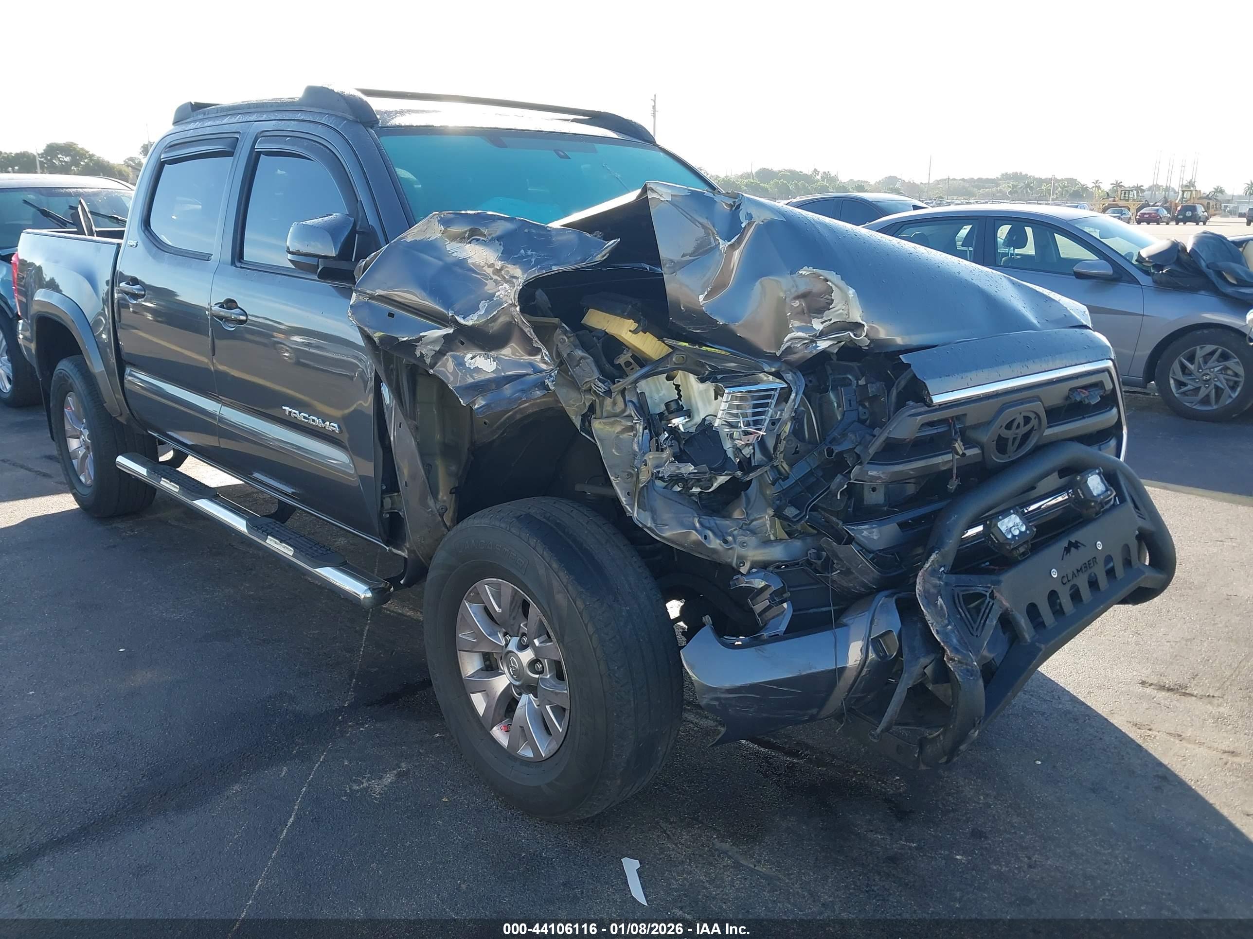 TOYOTA TACOMA image 6