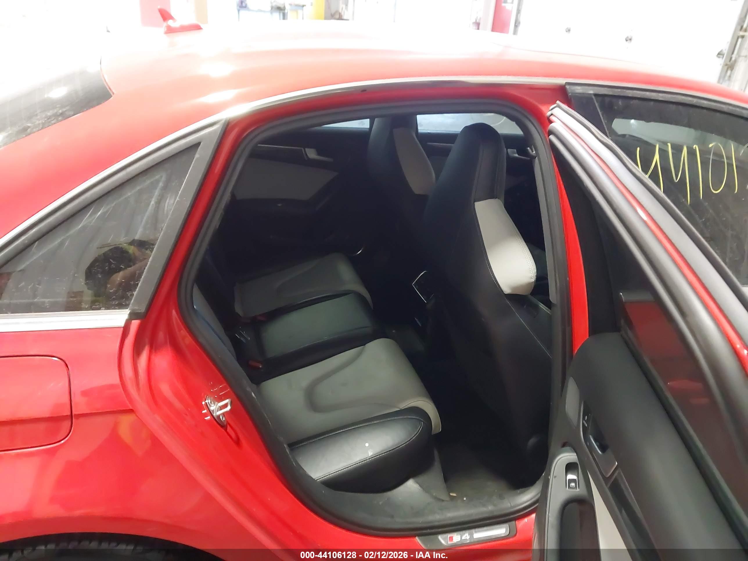 AUDI S4 image 8