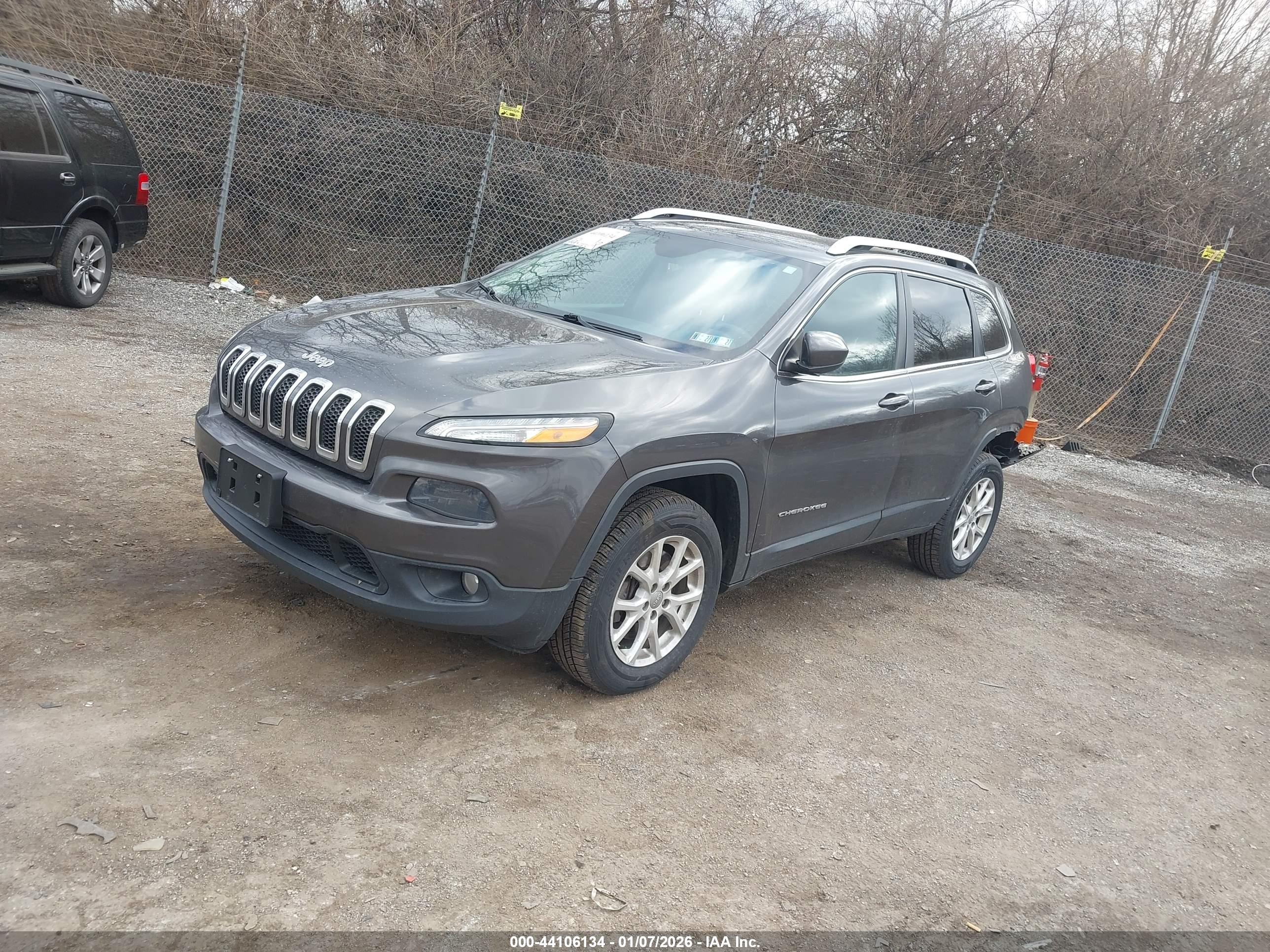 JEEP CHEROKEE image 2