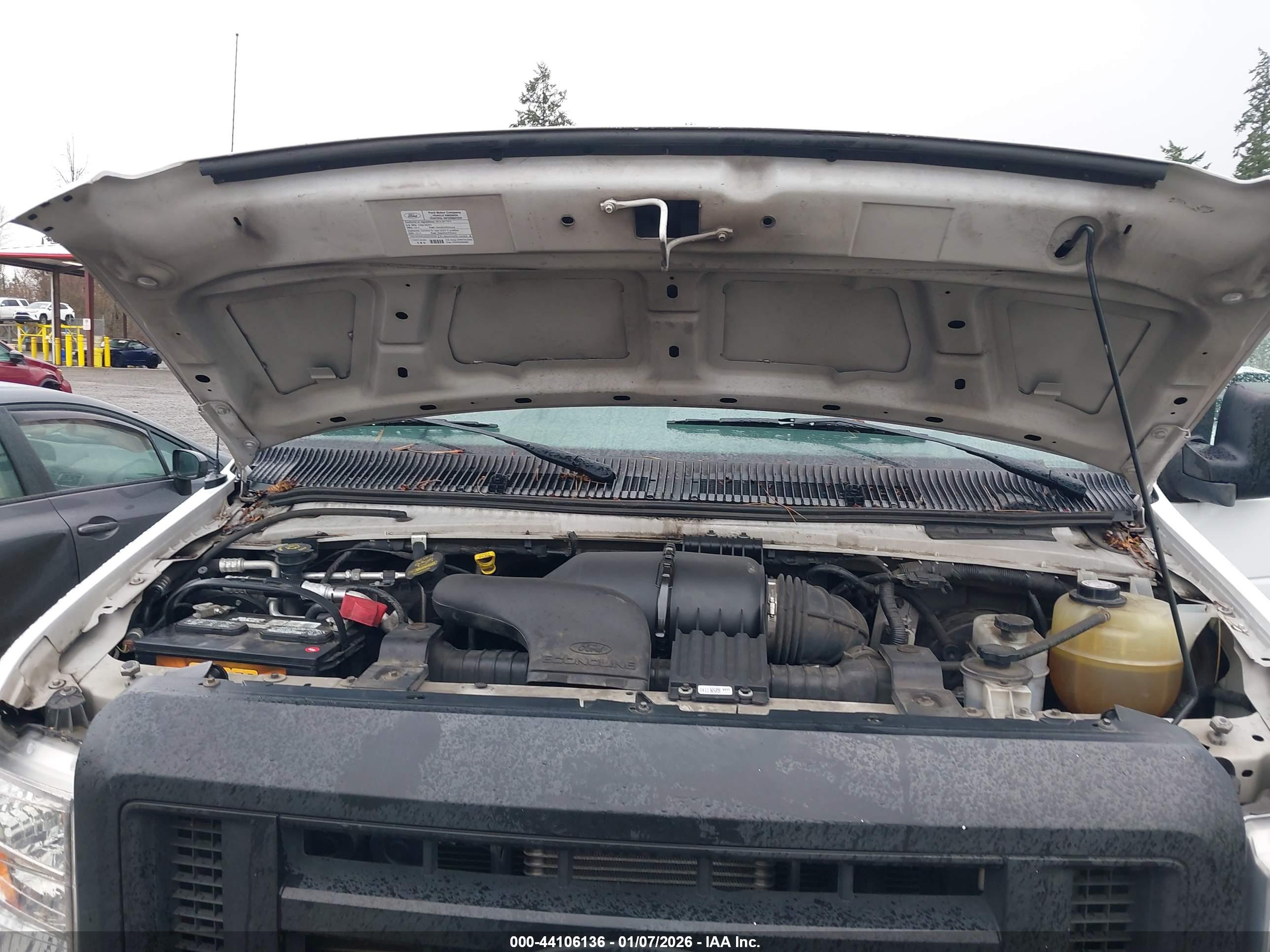FORD E-250 image 10