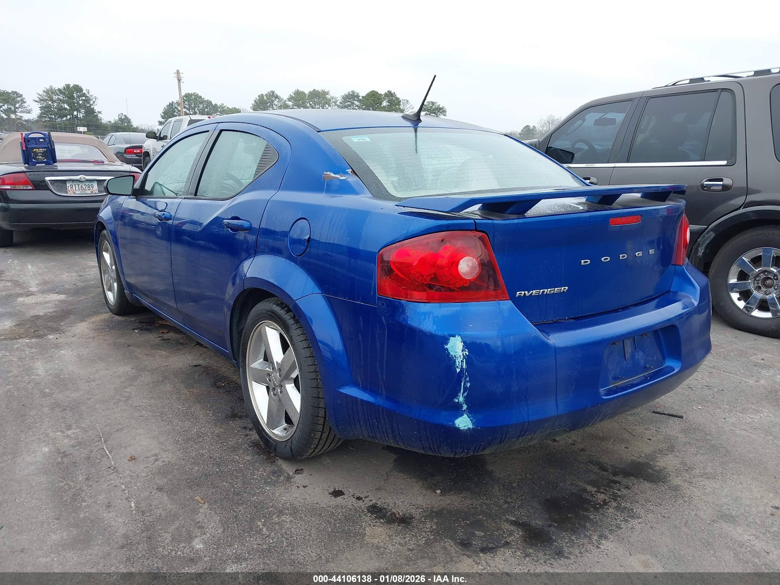 DODGE AVENGER image 3
