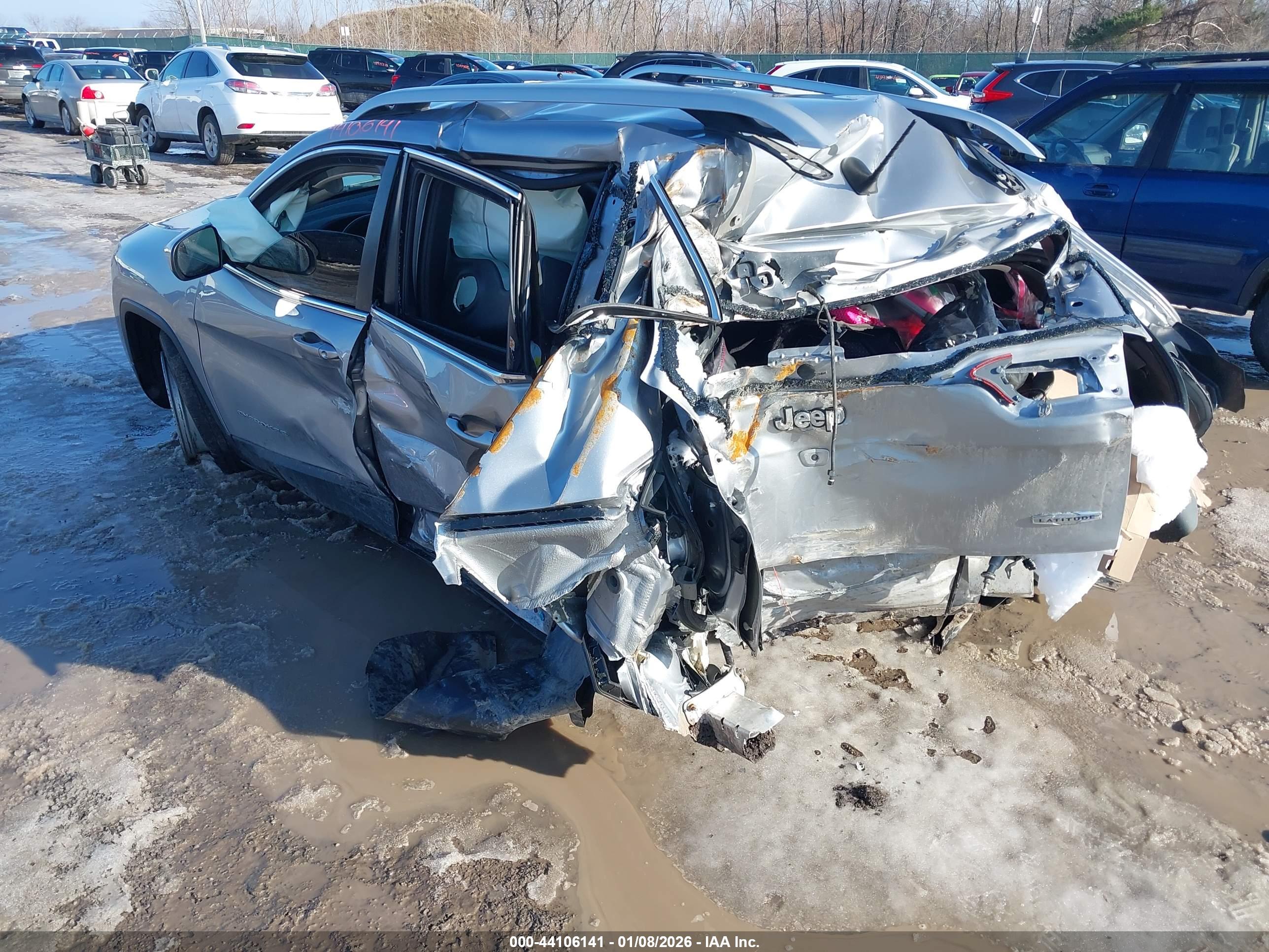 JEEP CHEROKEE image 6