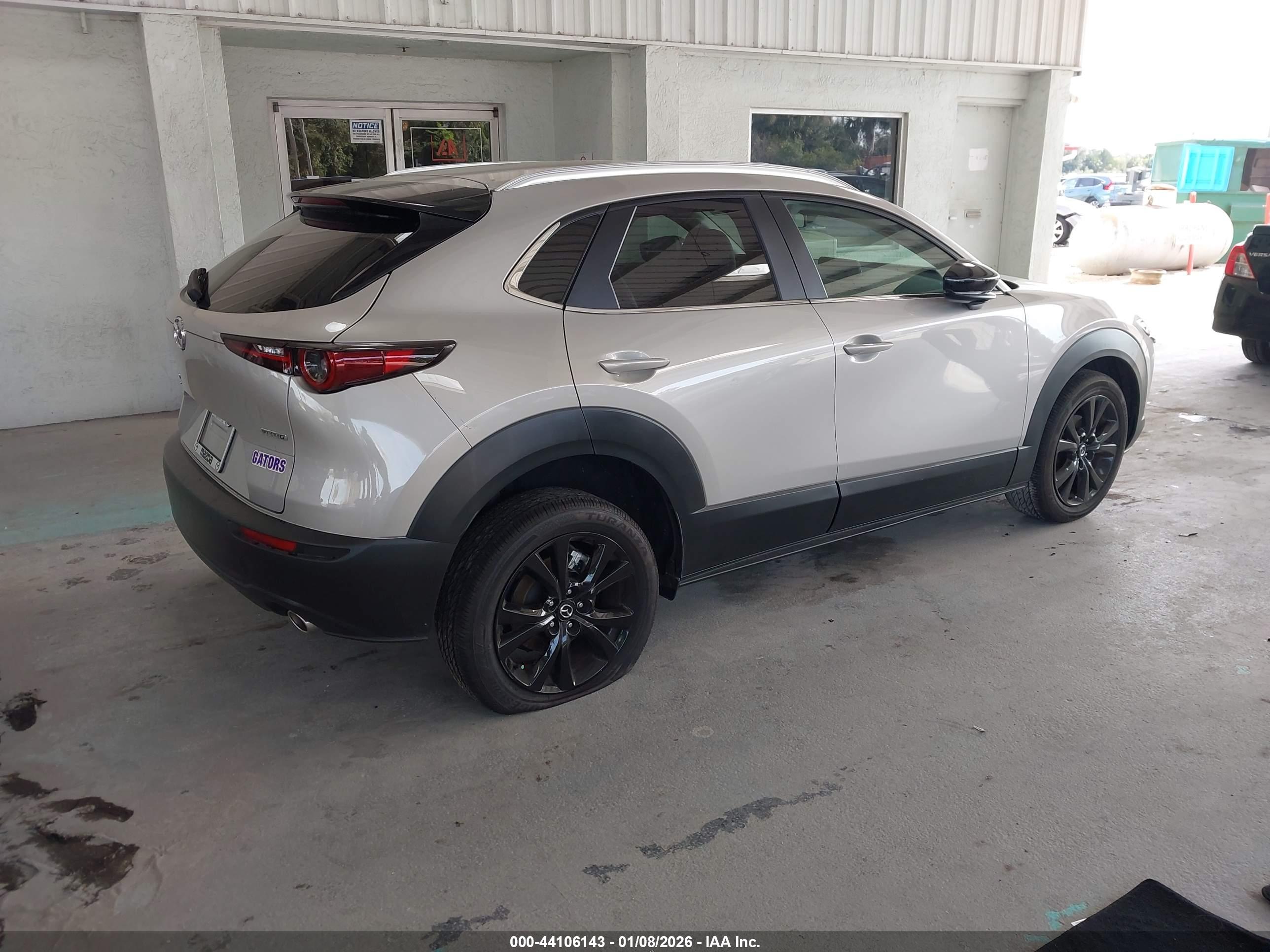 MAZDA CX-30 image 4