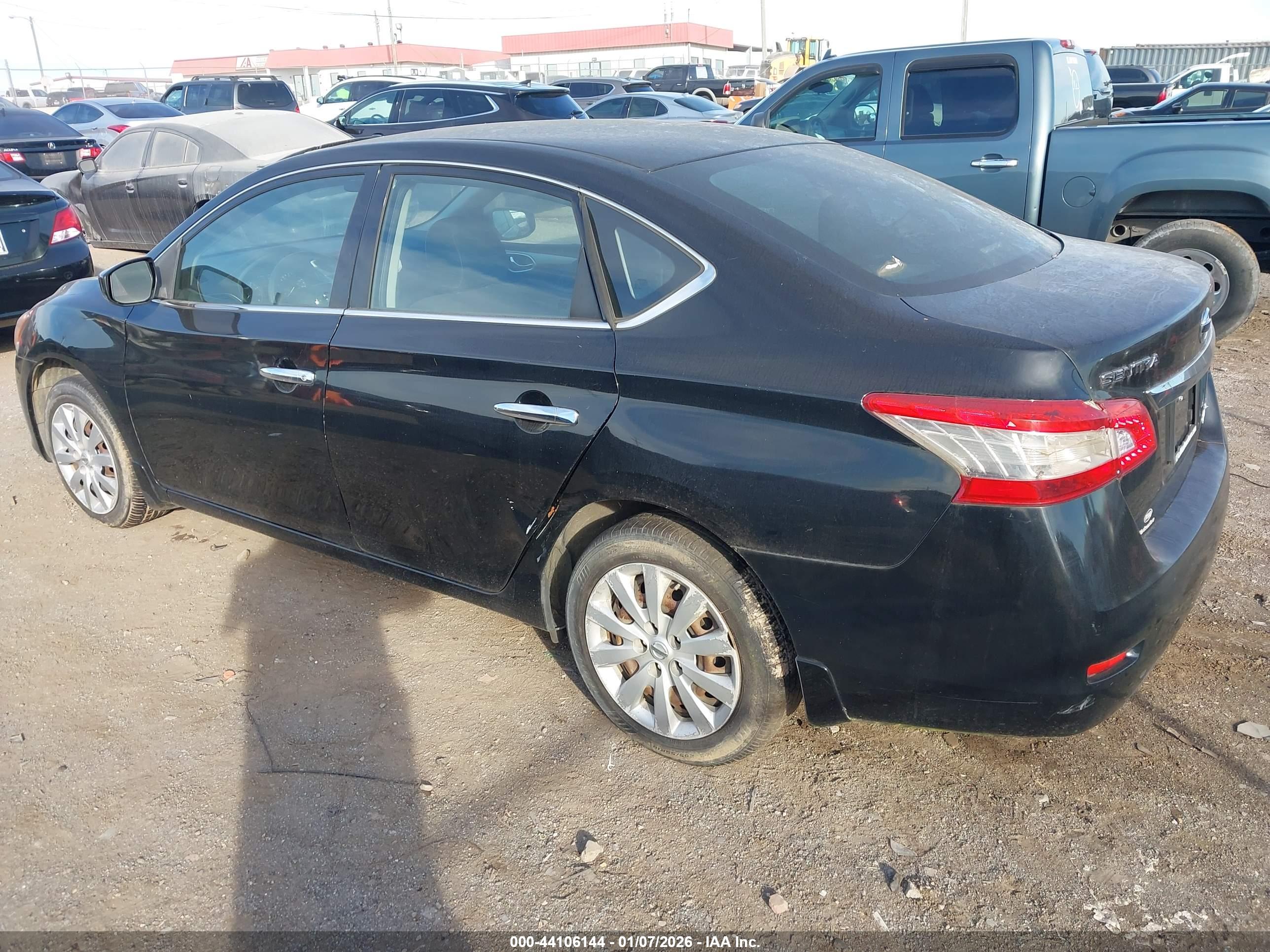 NISSAN SENTRA image 3