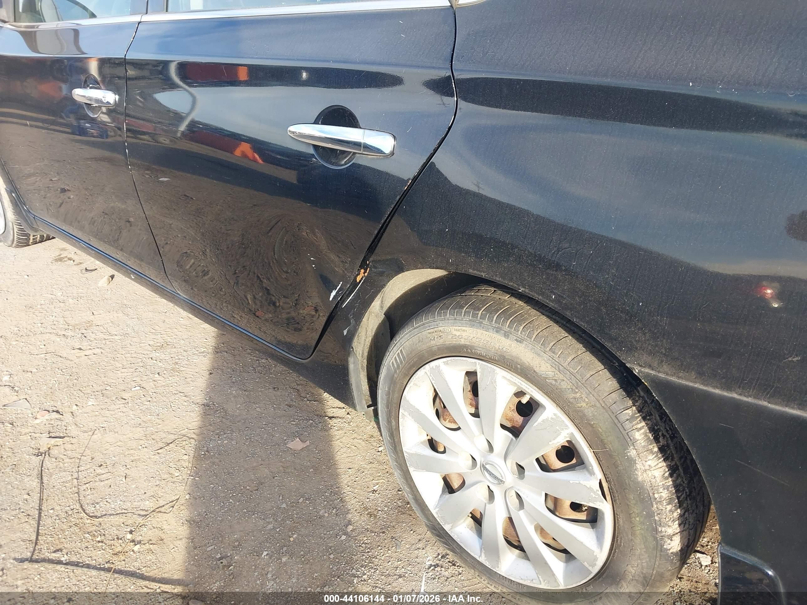 NISSAN SENTRA image 6