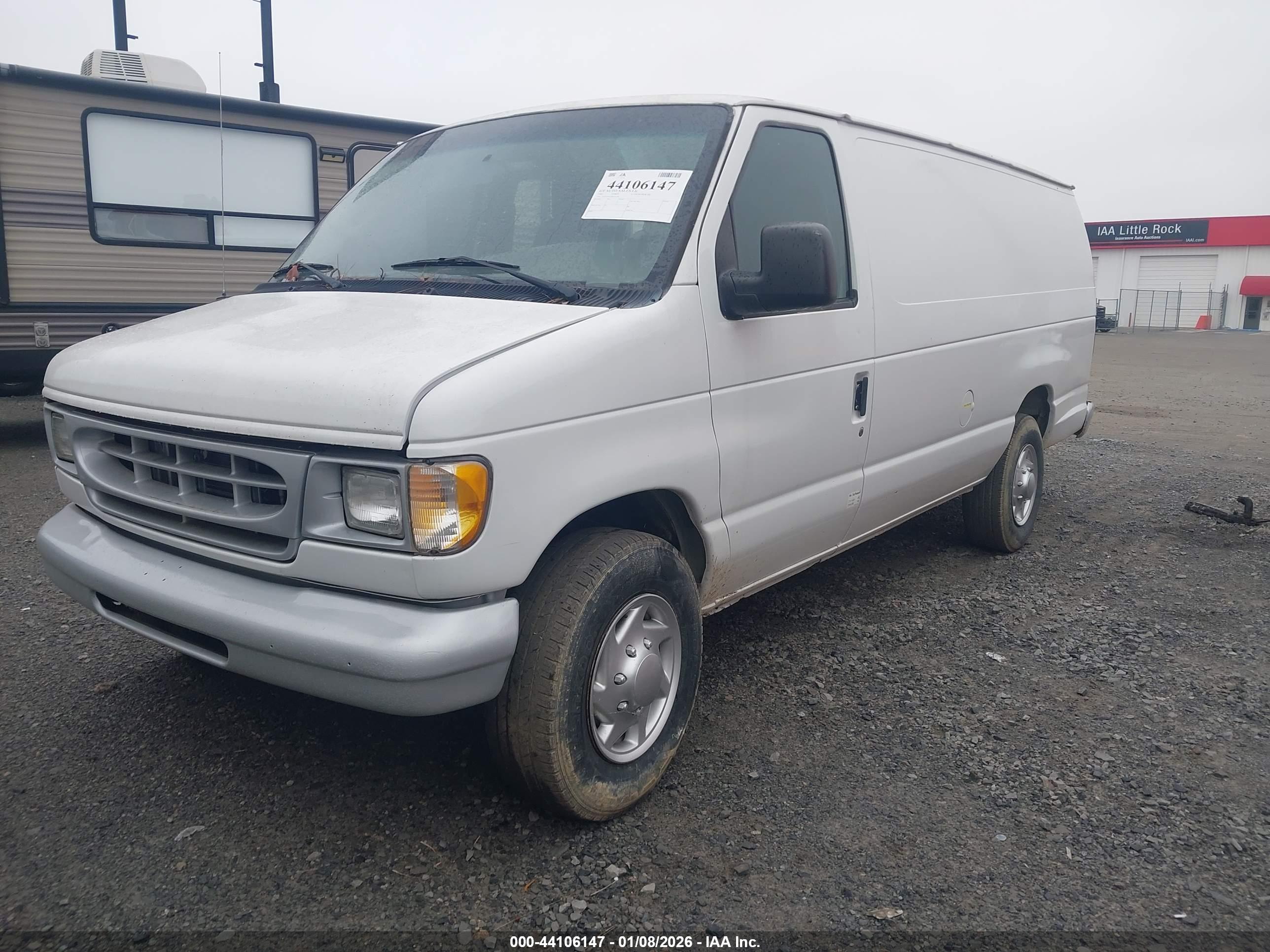 FORD E-350 image 2