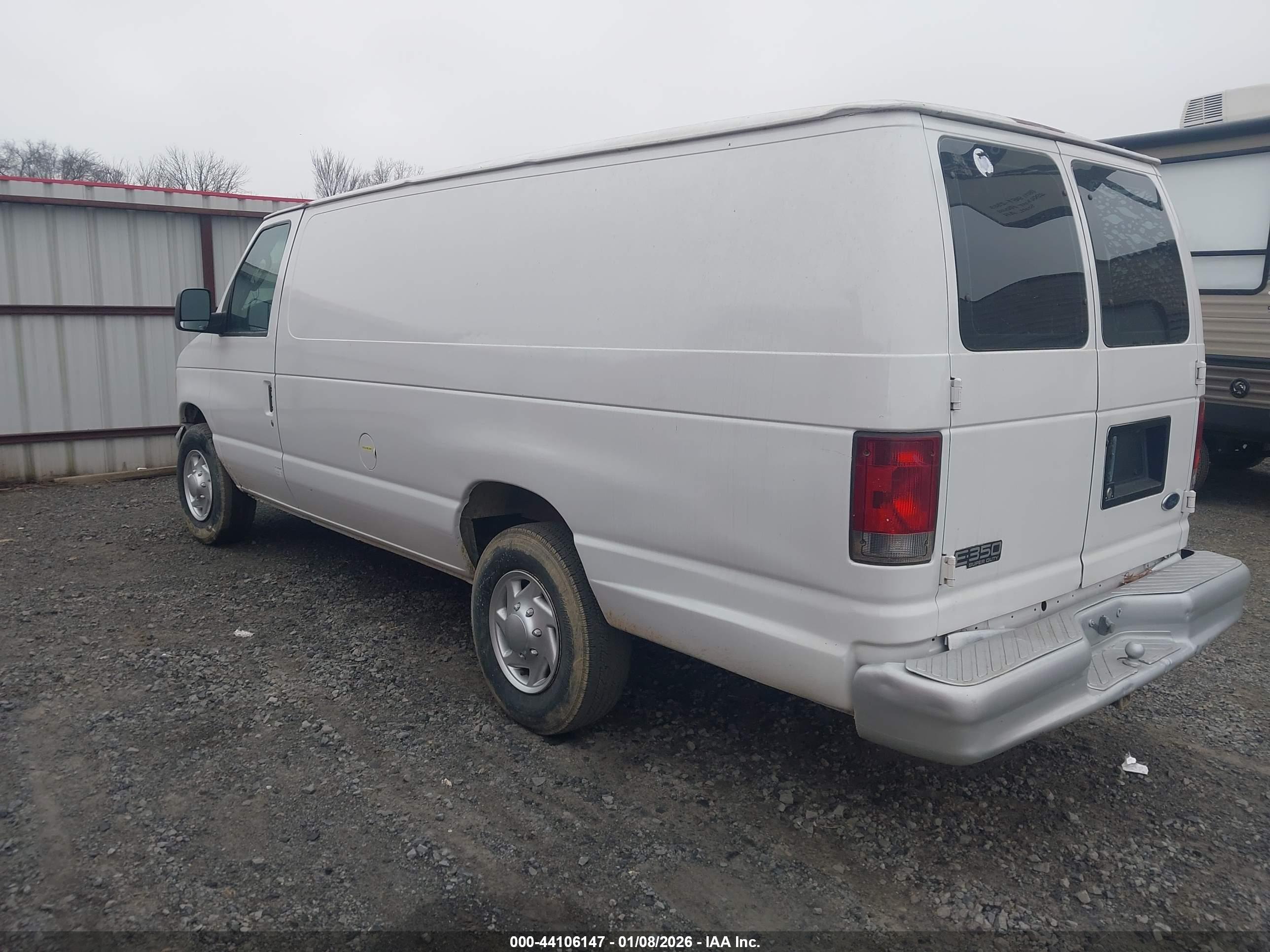 FORD E-350 image 3
