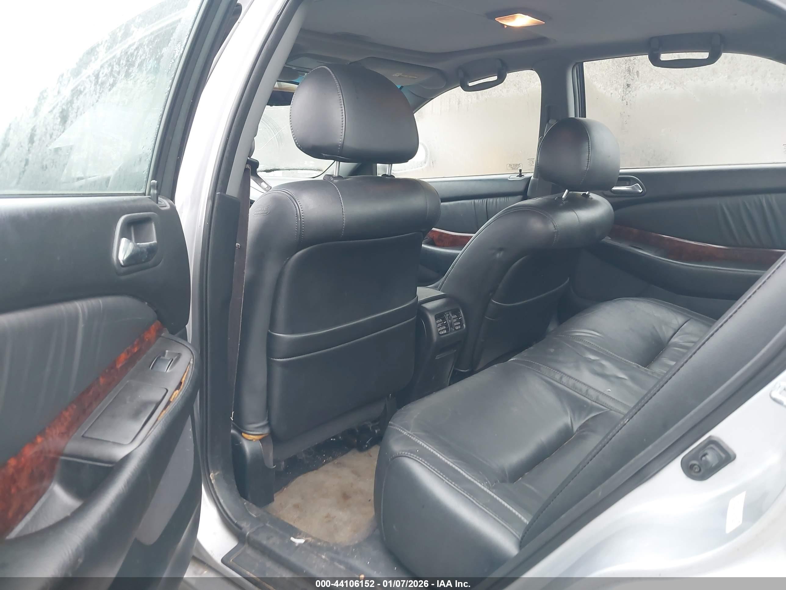 ACURA TL image 8