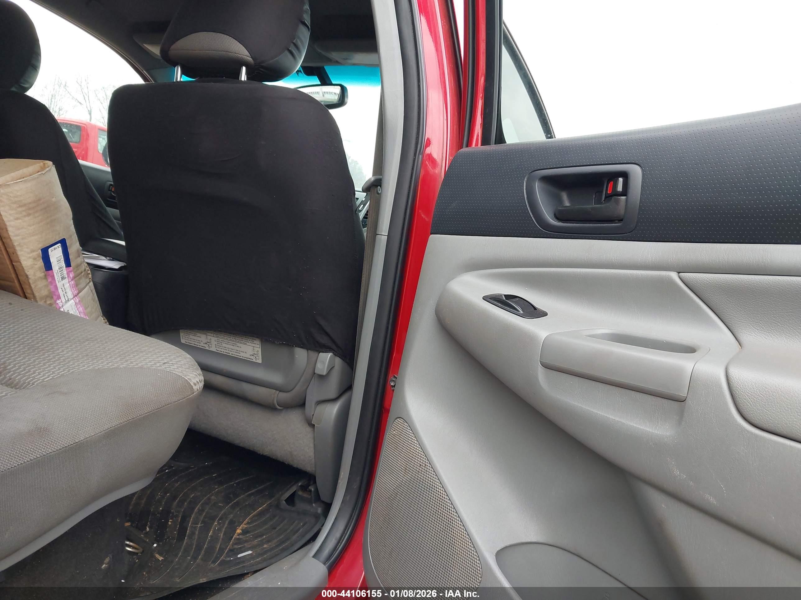 TOYOTA TACOMA image 8