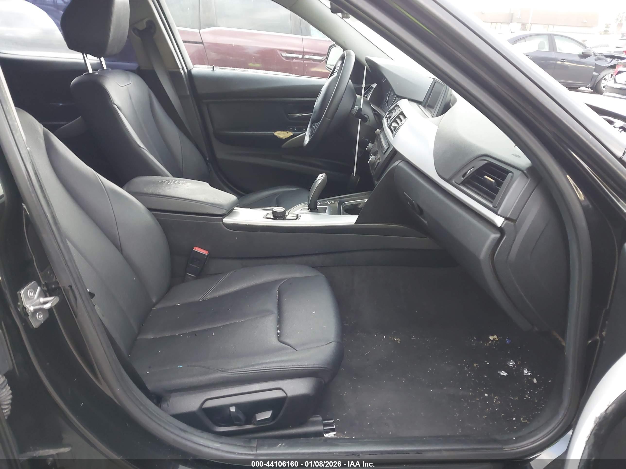 BMW 328I image 5