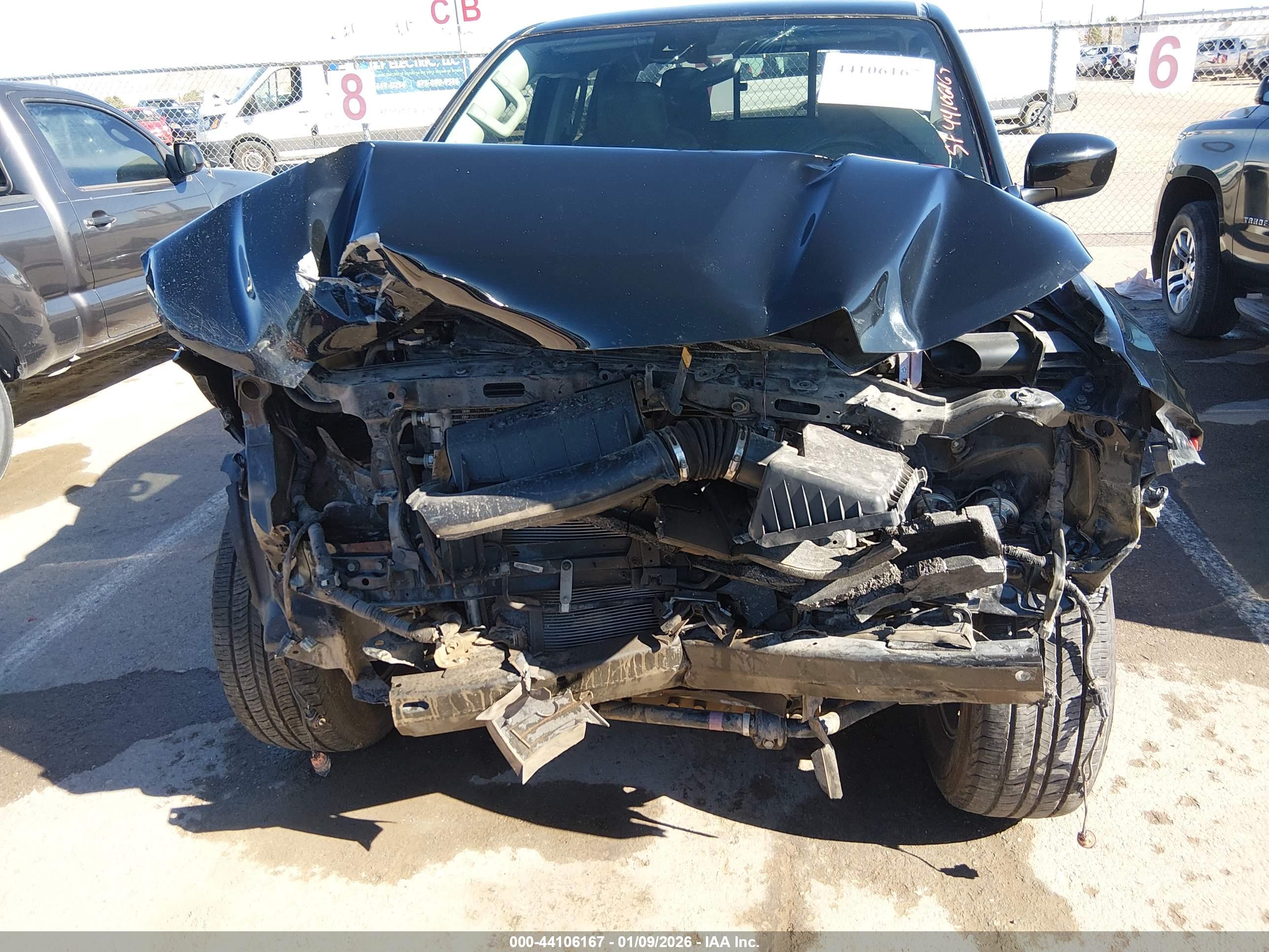 NISSAN FRONTIER image 6