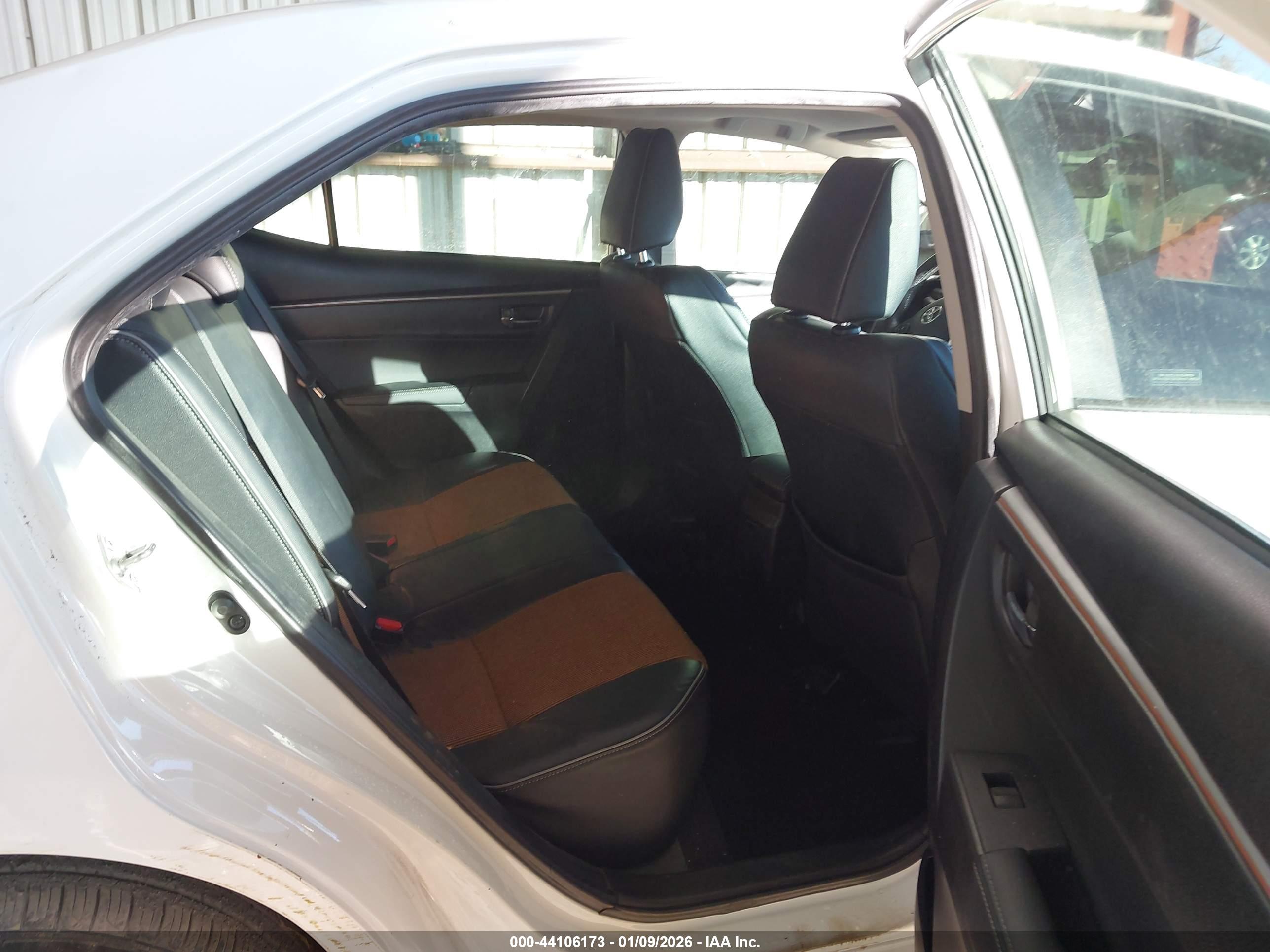 TOYOTA COROLLA image 8